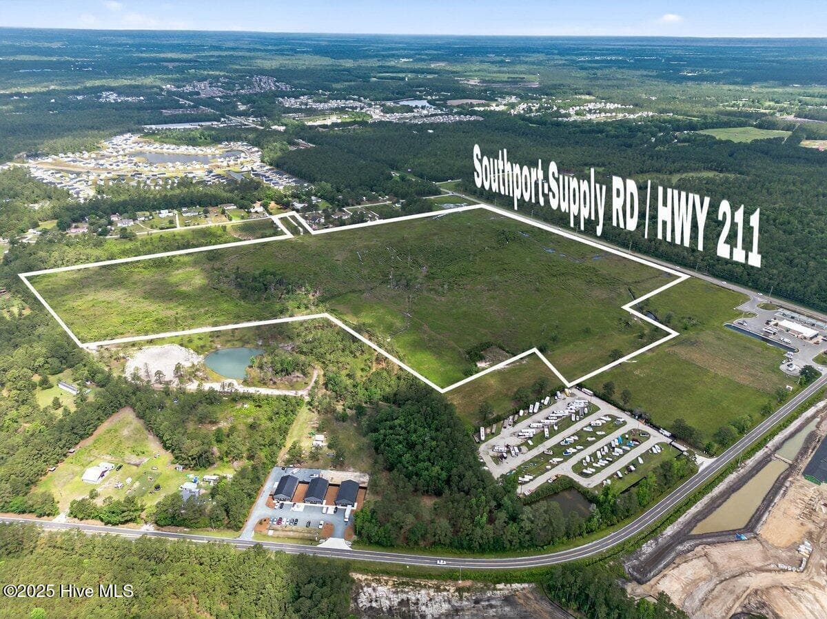 1975 Southport Supply Road SE, Bolivia, NC 28422