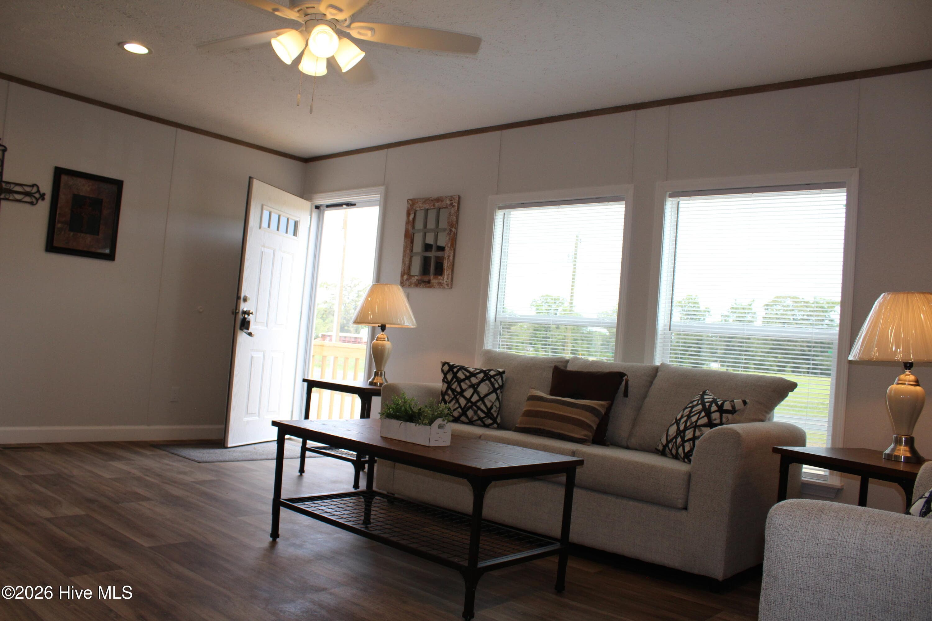 Manufactured Home at 950 Blind Bridge Road, Magnolia, NC 28453, photo 23 of 32