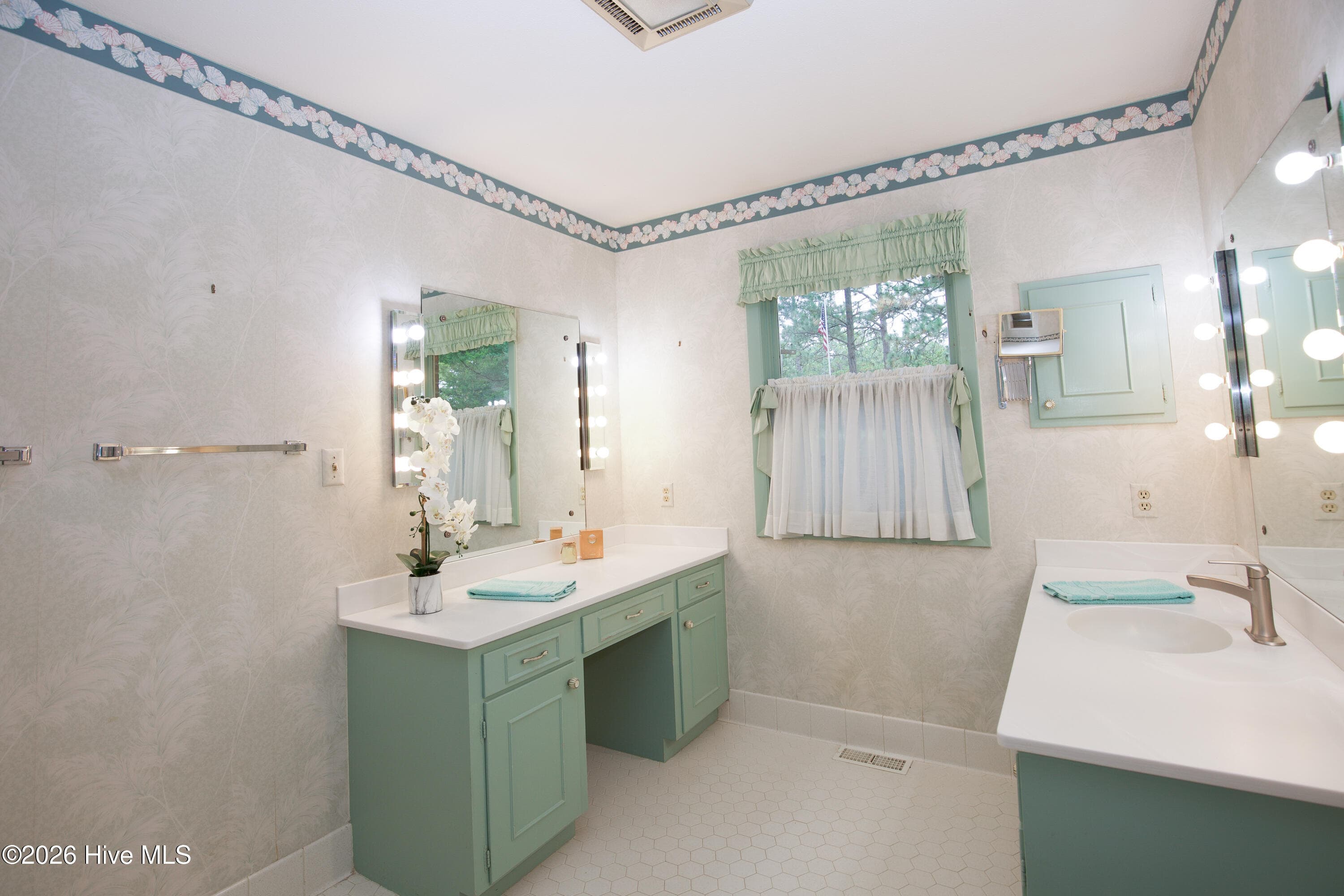 Single Family Residence at 119 Pine Lake Drive, Whispering Pines, NC 28327, Whispering Pines, photo 19 of 57