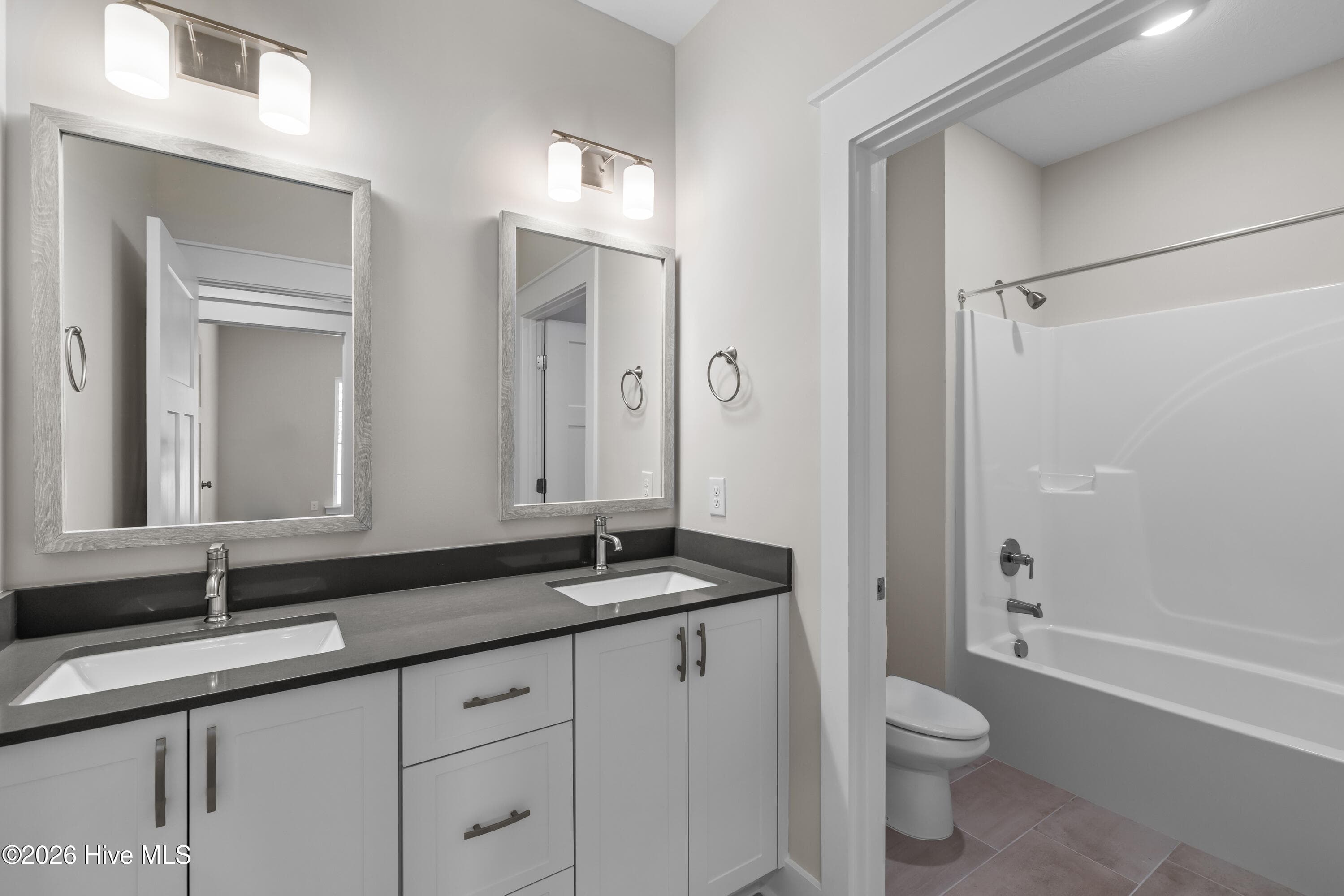 Hall bath - 1725 Bellingham Drive, Beech Island, SC 29842