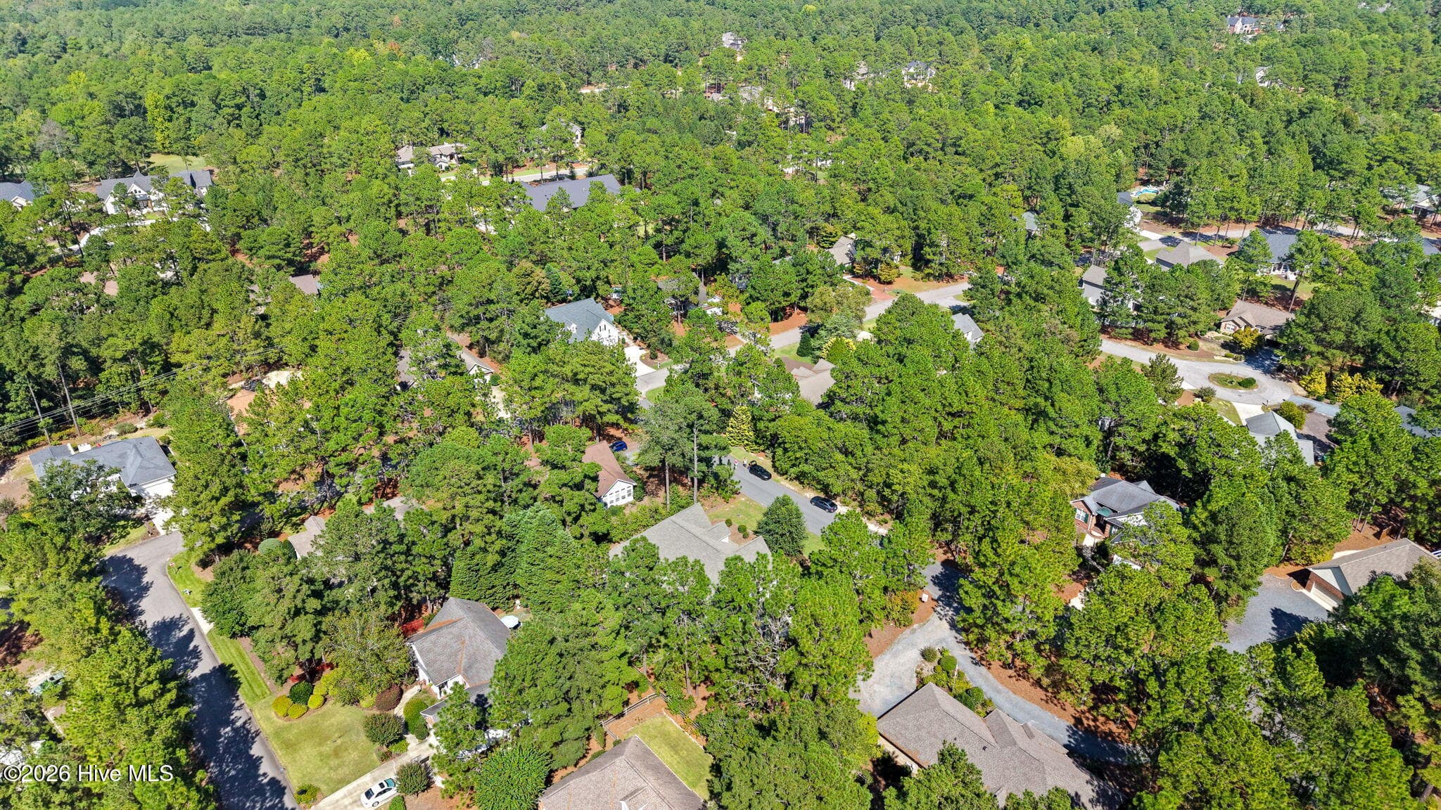 Single Family Residence at 2 Macon Lane, Pinehurst, NC 28374, photo 4 of 46