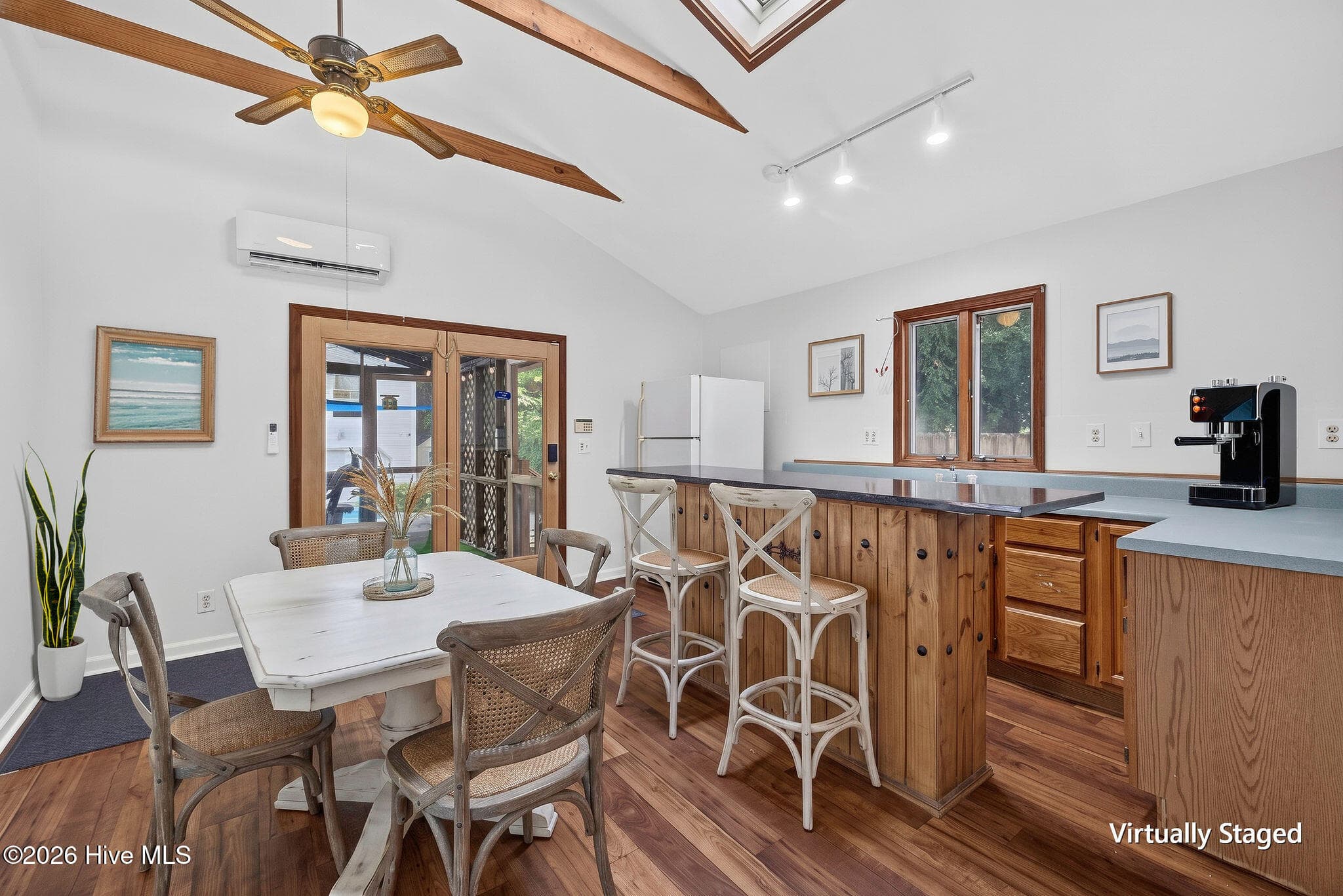 Duplex at 310 N 5th Avenue, Wilmington, NC 28401, photo 17 of 64