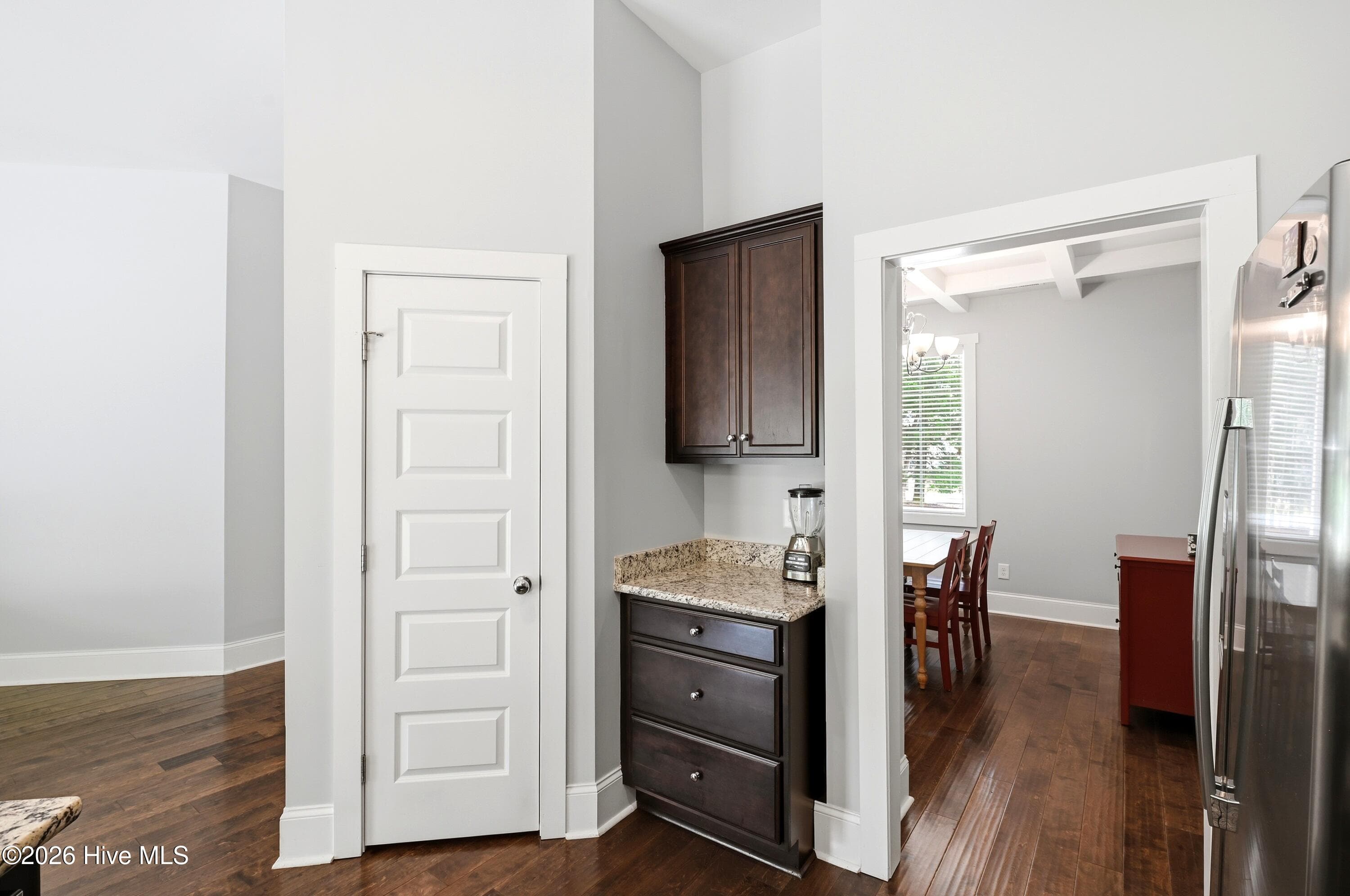 Pantry & Coffee Bar - 100 Hickory Circle, Hampstead, NC 28443