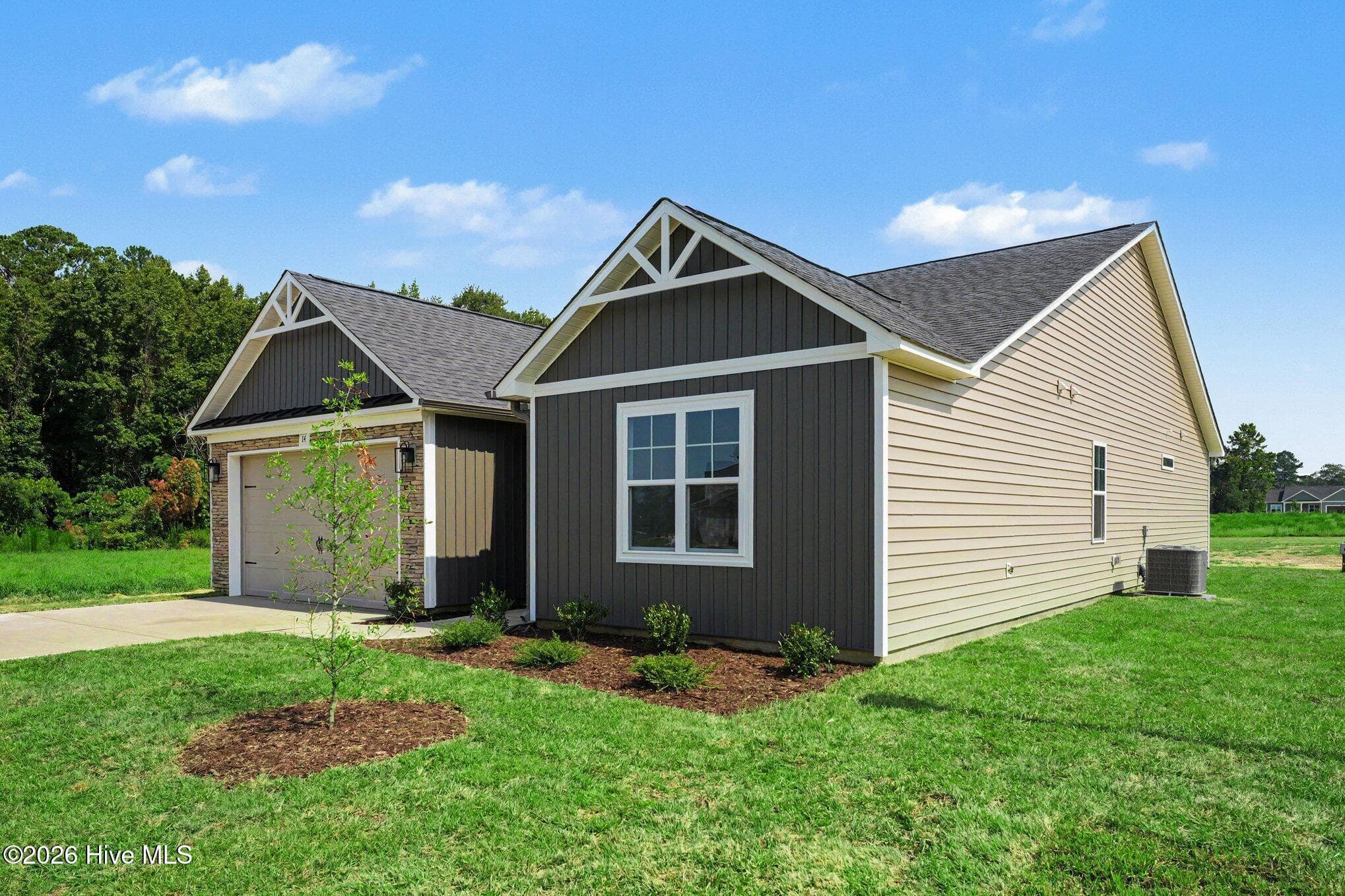 Single Family Residence at 14 Kizzy Drive, Selma, NC 27576, photo 14 of 92