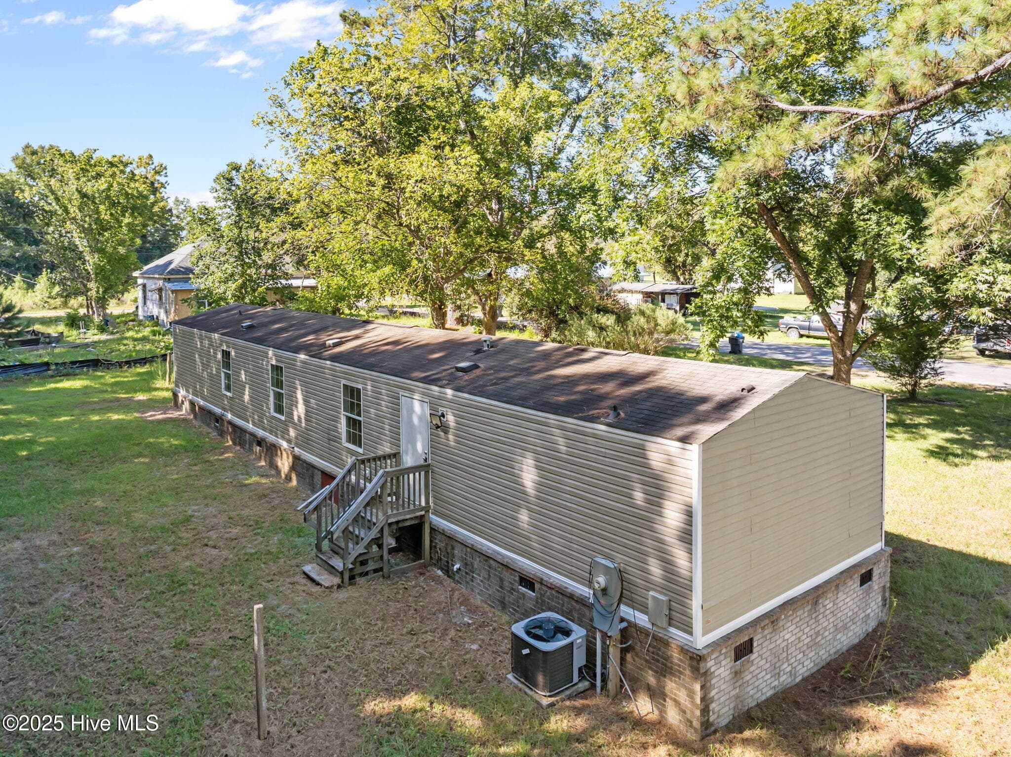 Manufactured Home at 120 8th Street, Bolton, NC 28423, photo 36 of 49