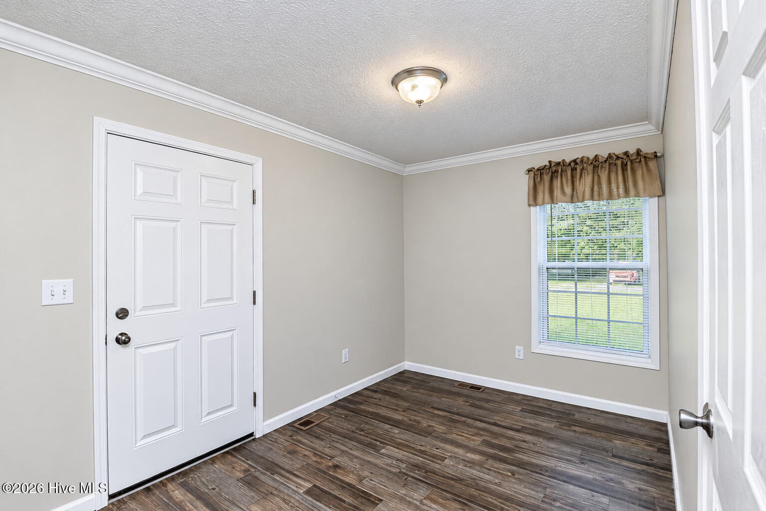 Single Family Residence at 4631 Davistown-Mercer Road, Pinetops, NC 27864, photo 4 of 32