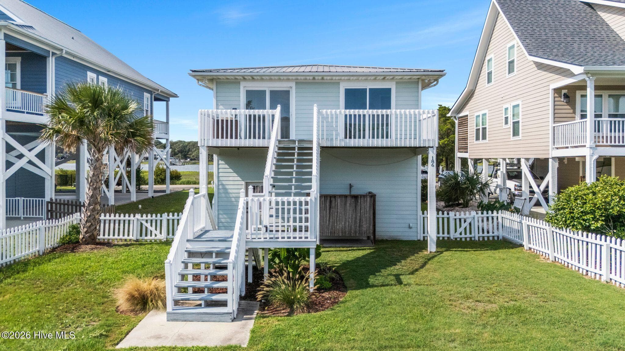 Single Family Residence at 186 Sailfish Drive, Holden Beach, NC 28462, Holden Beach, photo 2 of 50
