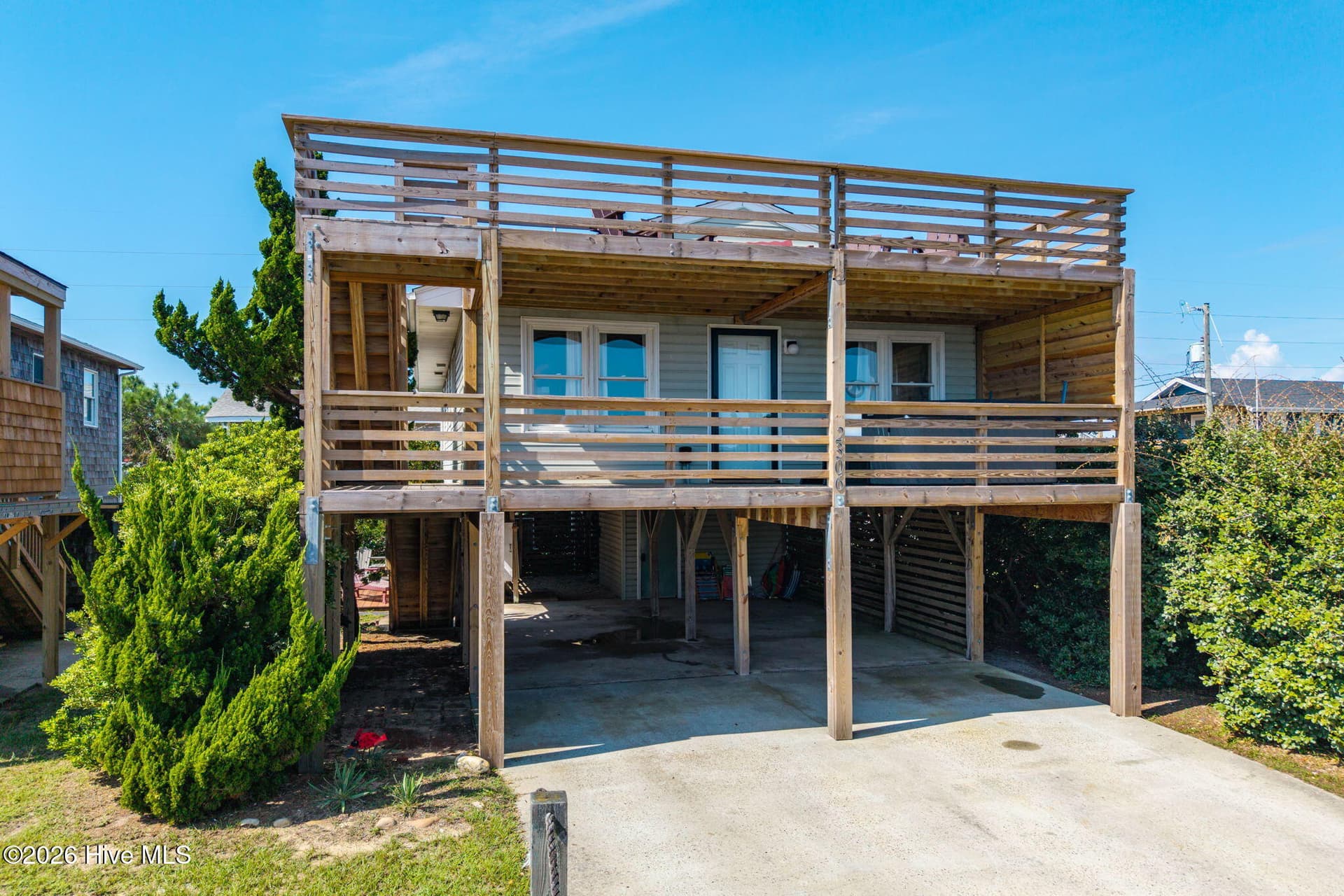 Single Family Residence at 2306 Raymond Avenue, Kill Devil Hills, NC 27948