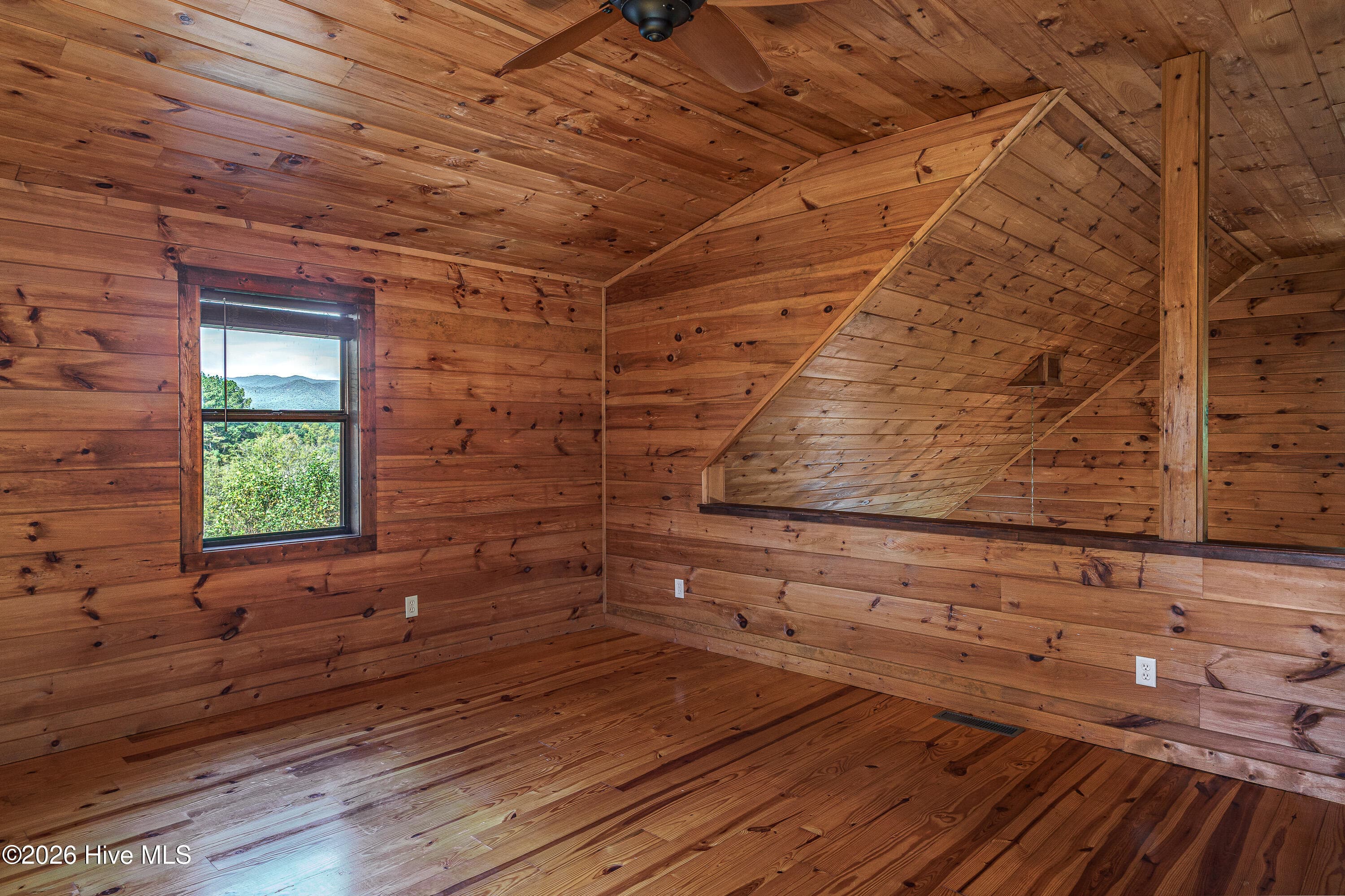 Single Family Residence at 201 Primrose Lane, Hayesville, NC 28904, photo 22 of 55
