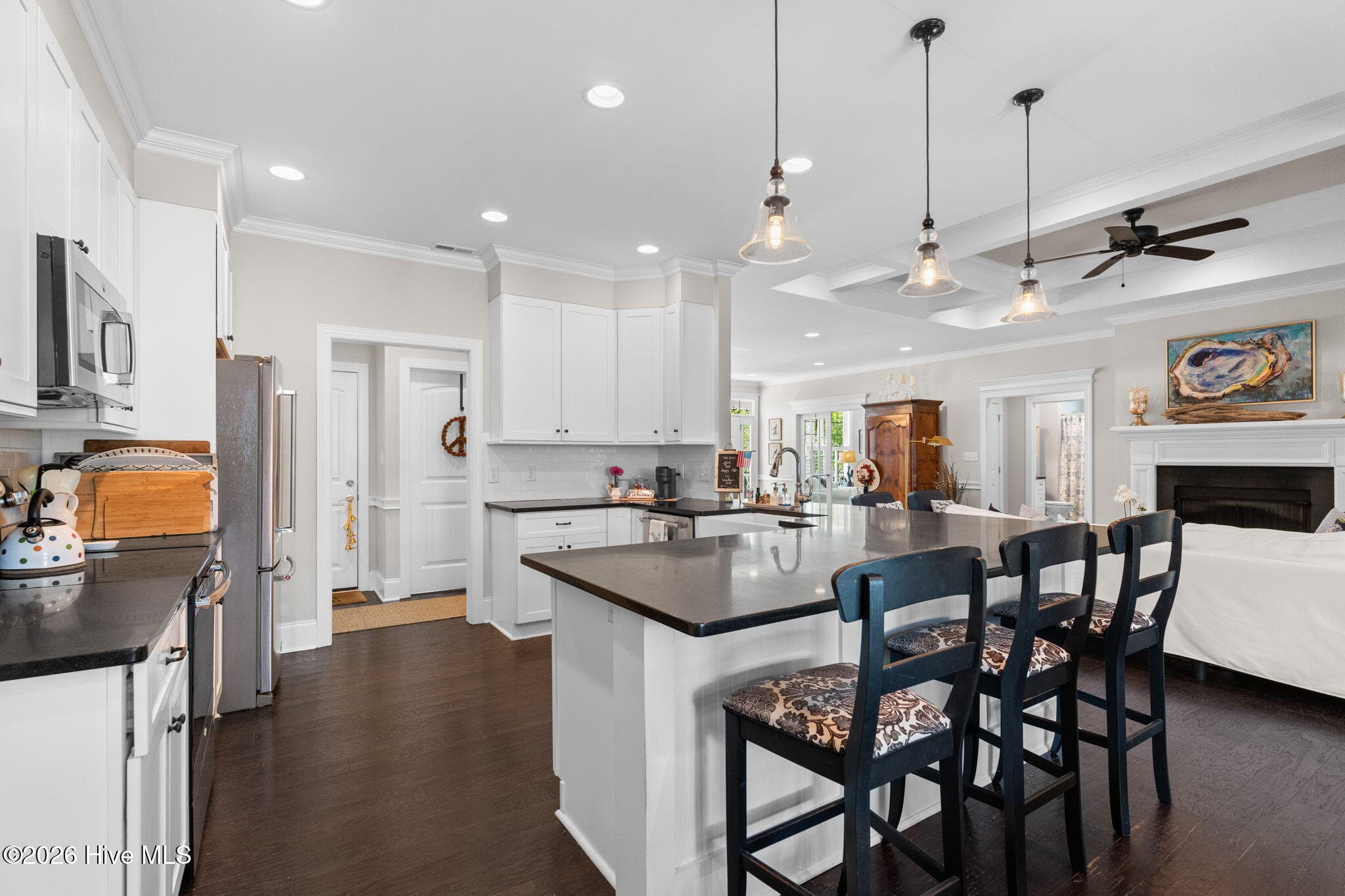 Single Family Residence at 927 Green Pointe Drive, Sunset Beach, NC 28468, photo 18 of 99