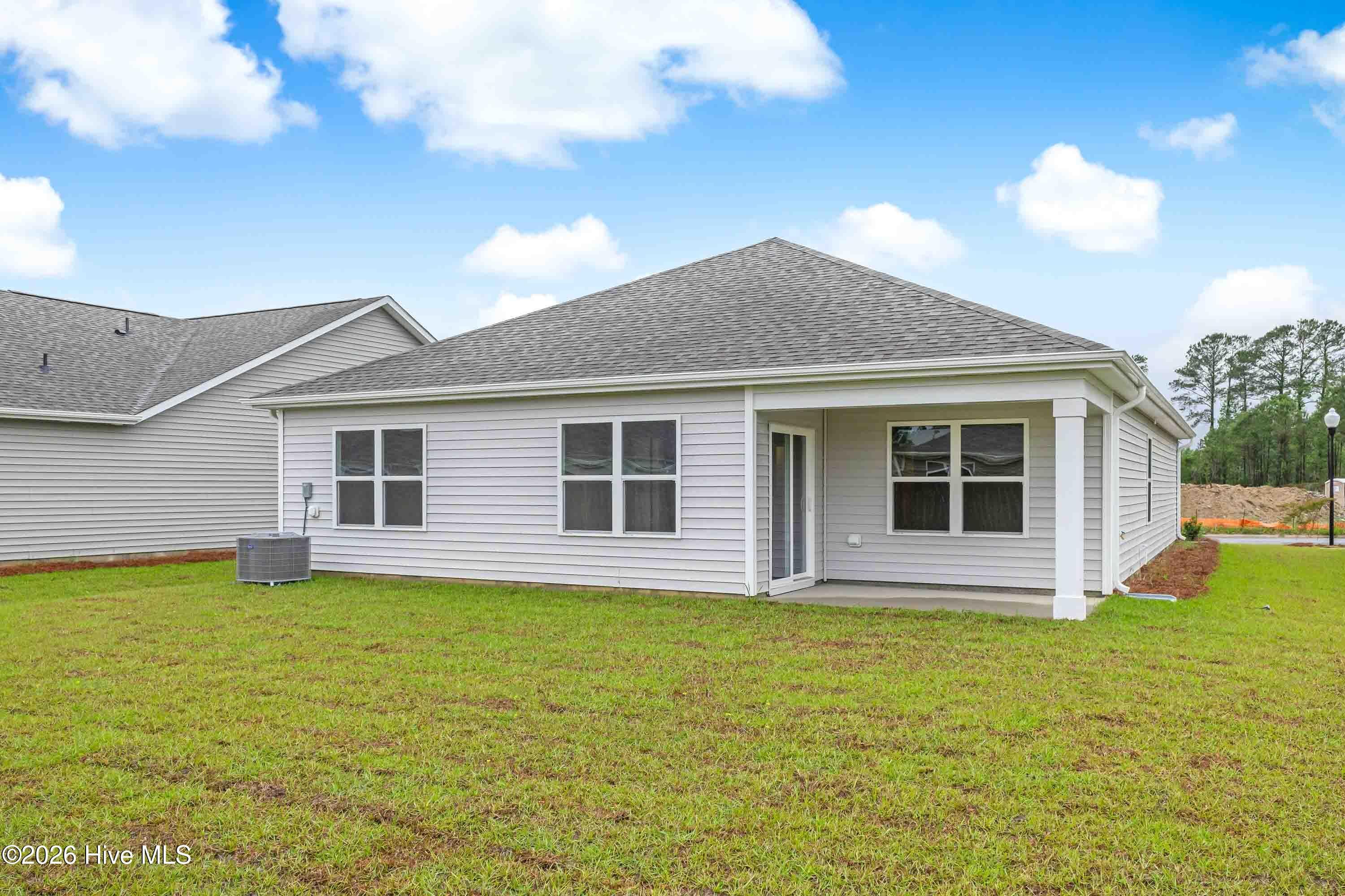 Single Family Residence at 279 Marshwood Street Lot 97, Richlands, NC 28574, photo 28 of 37