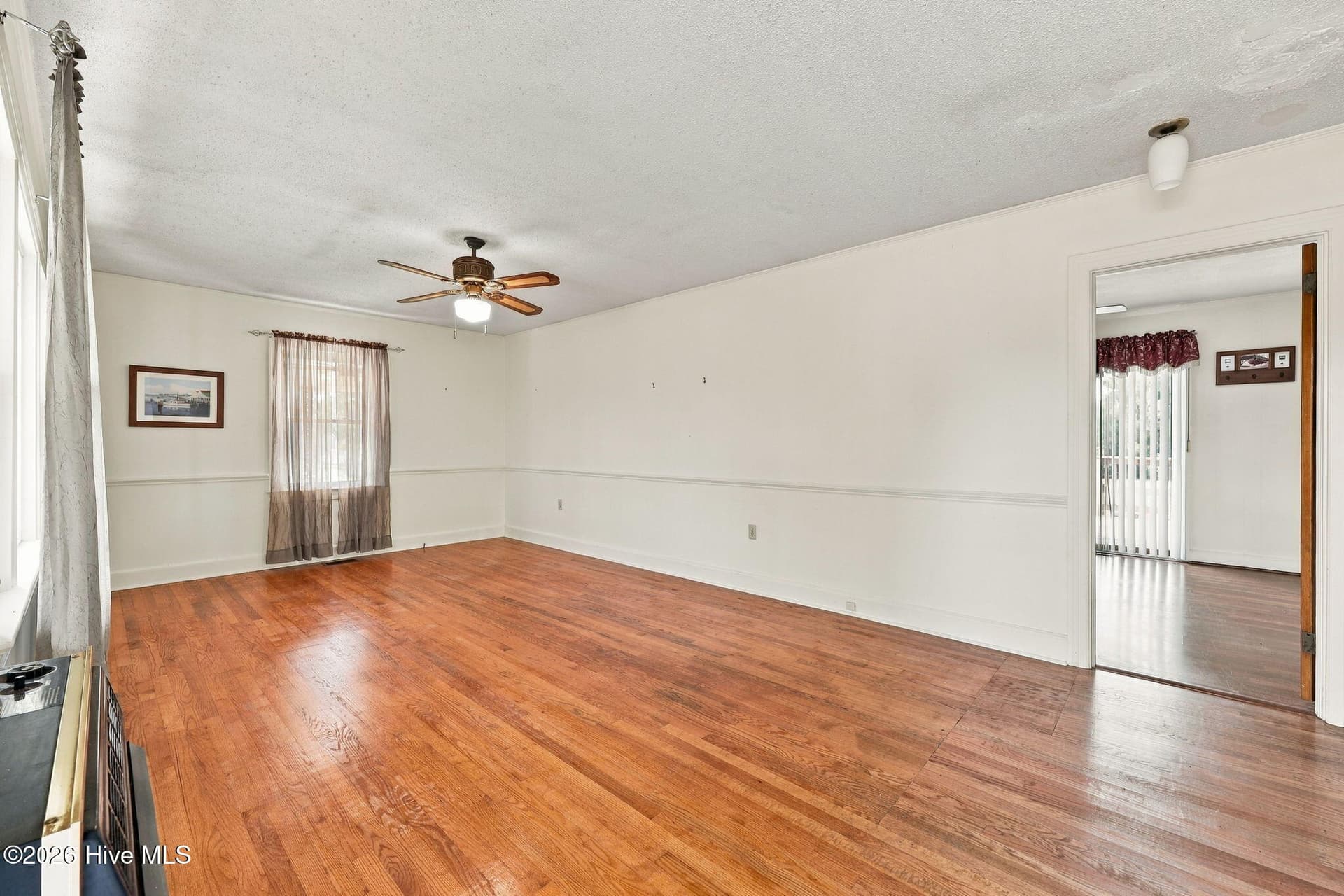 Single Family Residence at 2623 Pauls Path Road, Kinston, NC 28504, photo 9 of 45