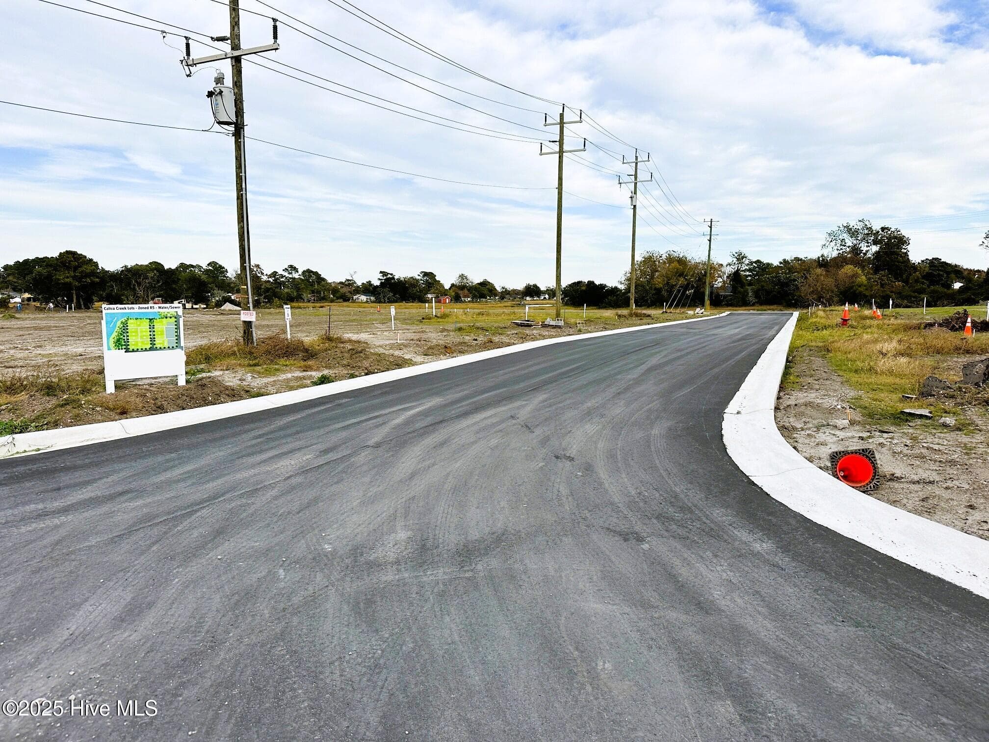Residential Land at 2412 Ferabee Street, Morehead City, NC 28557, photo 7 of 7