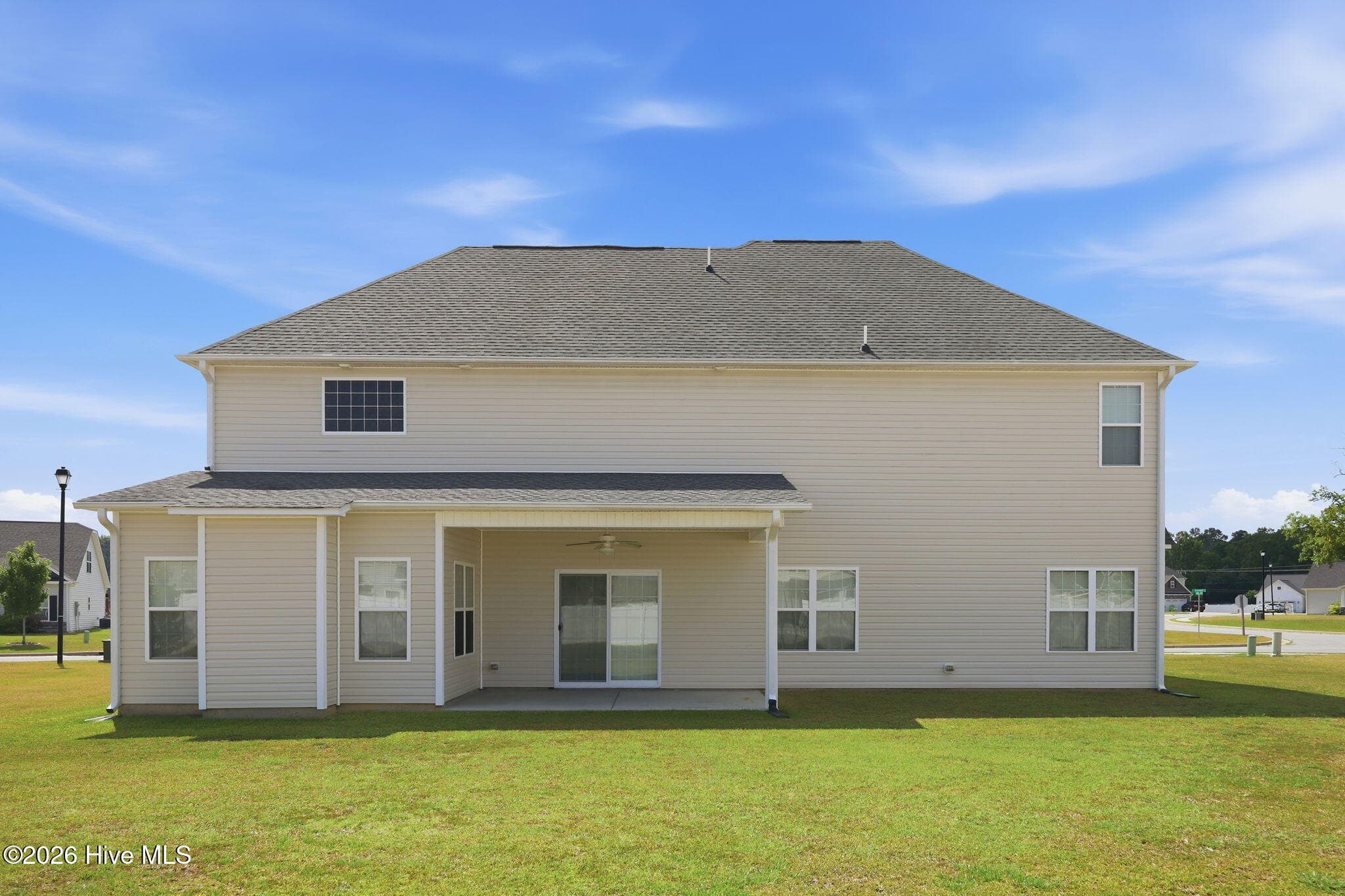Single Family Residence at 508 Seashore Street, Grimesland, NC 27837, photo 2 of 3