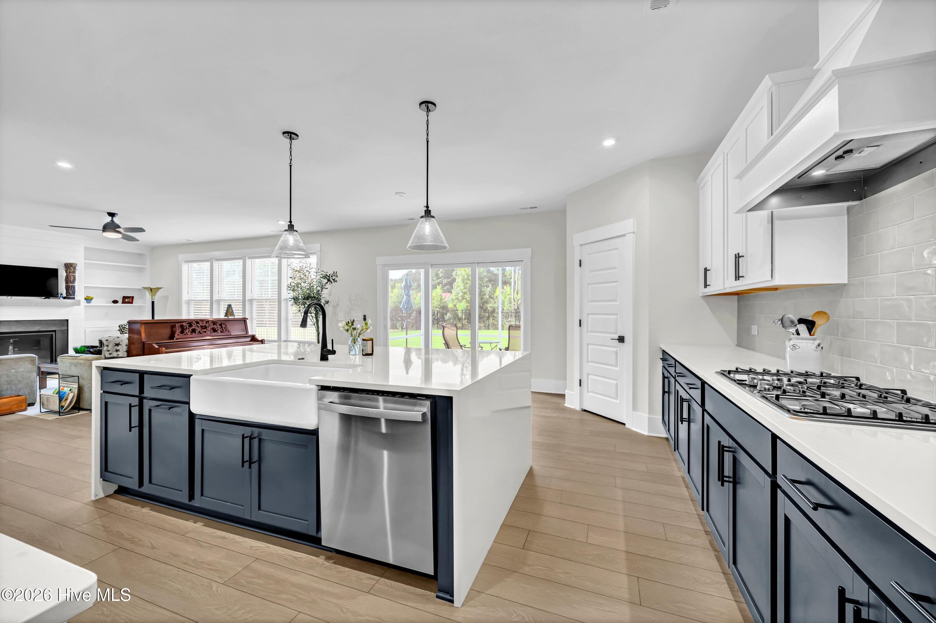 Single Family Residence at 1012 Fawn Valley Way, Wilmington, NC 28409, photo 5 of 41