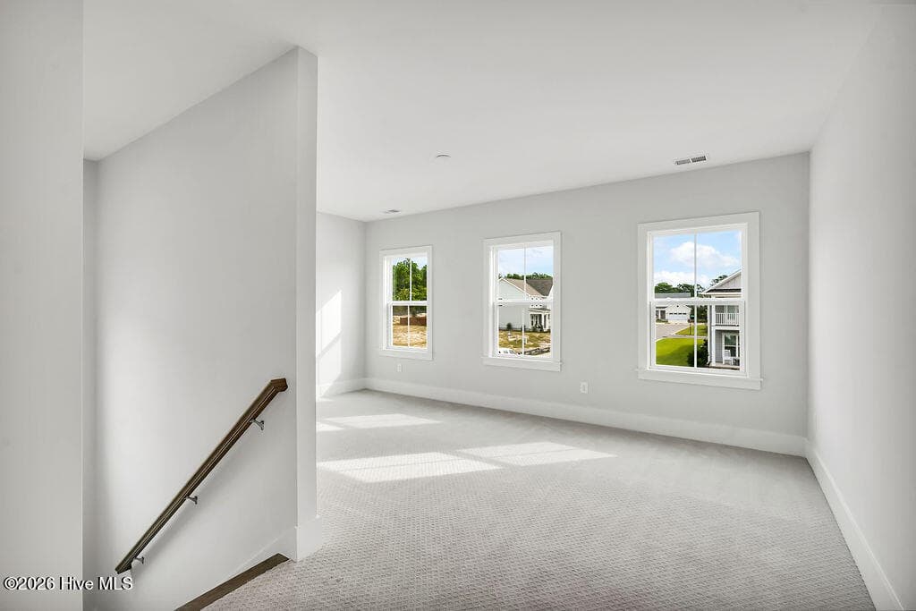 Spacious Upstairs Loft - 5202 Moonshell Loop, Wilmington, NC 28412