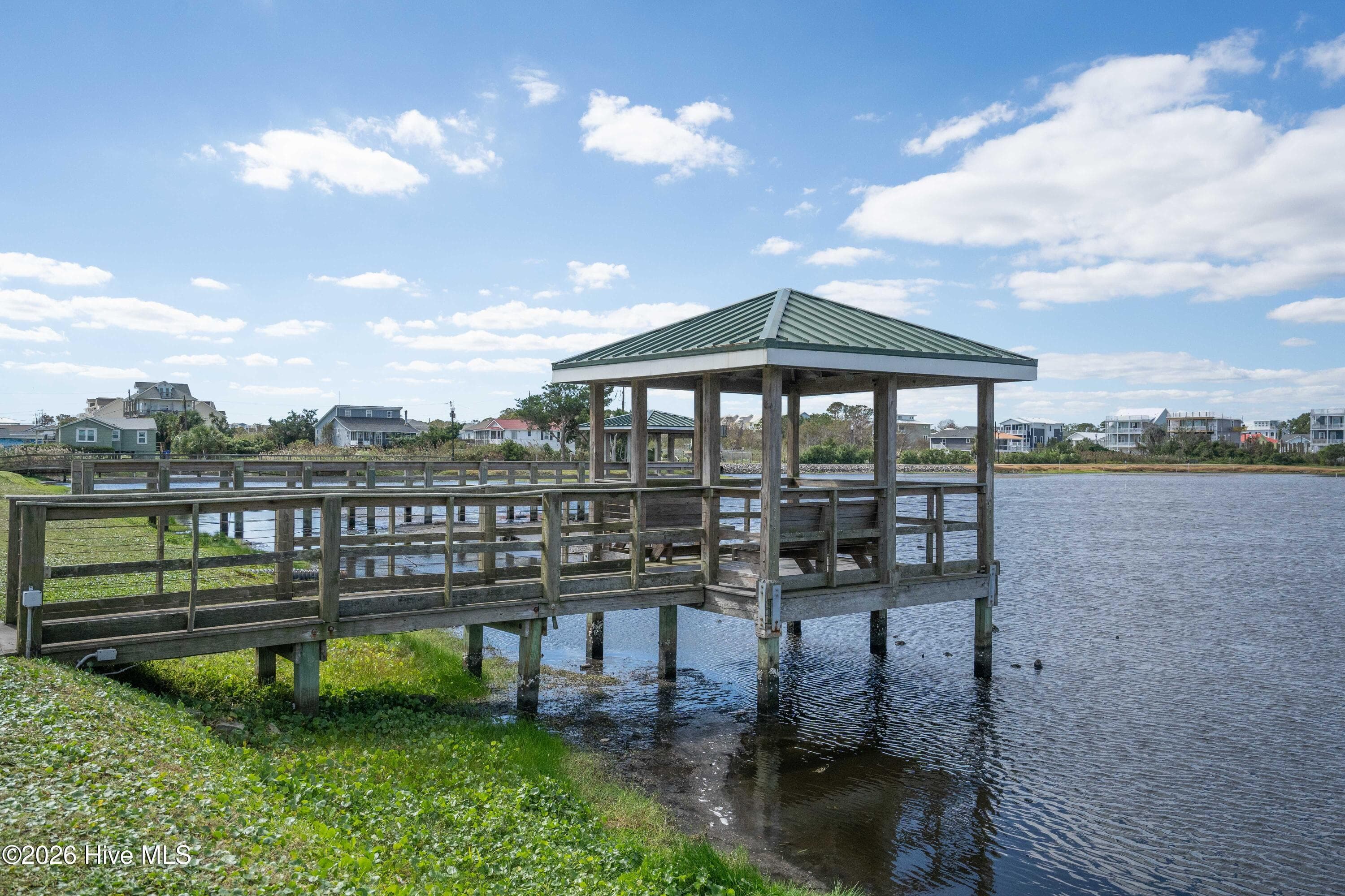 Townhouse at 811 Carolina Beach Avenue S, Carolina Beach, NC 28428, photo 6 of 6
