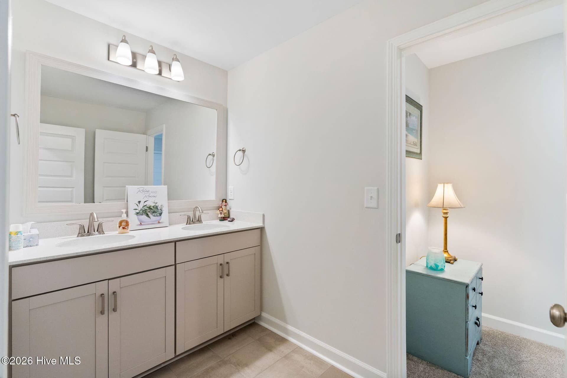 Upstairs Full Bath - 8816 Radcliff Drive NW, Calabash, NC 28467