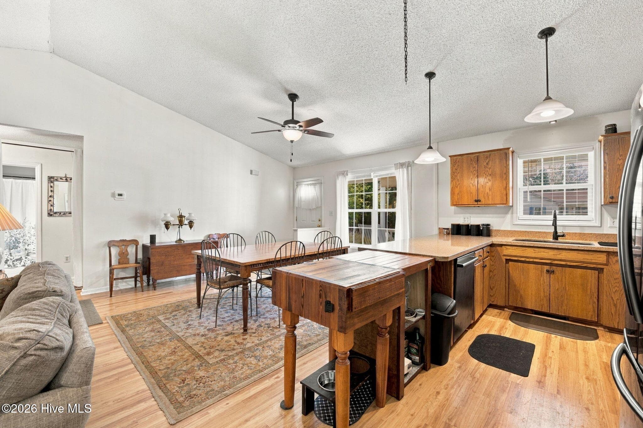 Single Family Residence at 3910 Yarmouth Road, New Bern, NC 28562, photo 20 of 40