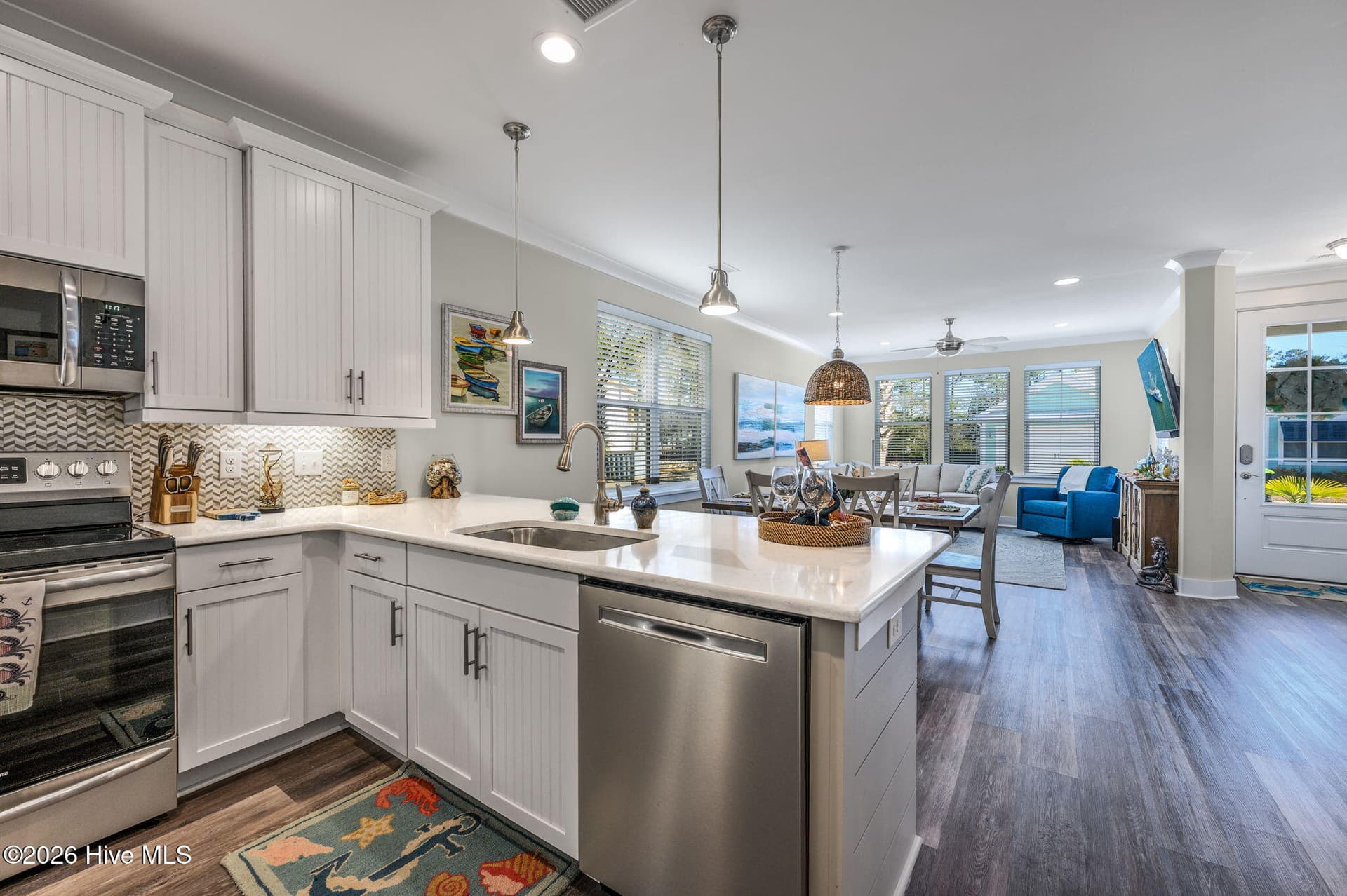 Single Family Residence at 2085 Manor Parc Drive, Calabash, NC 28467, photo 20 of 55