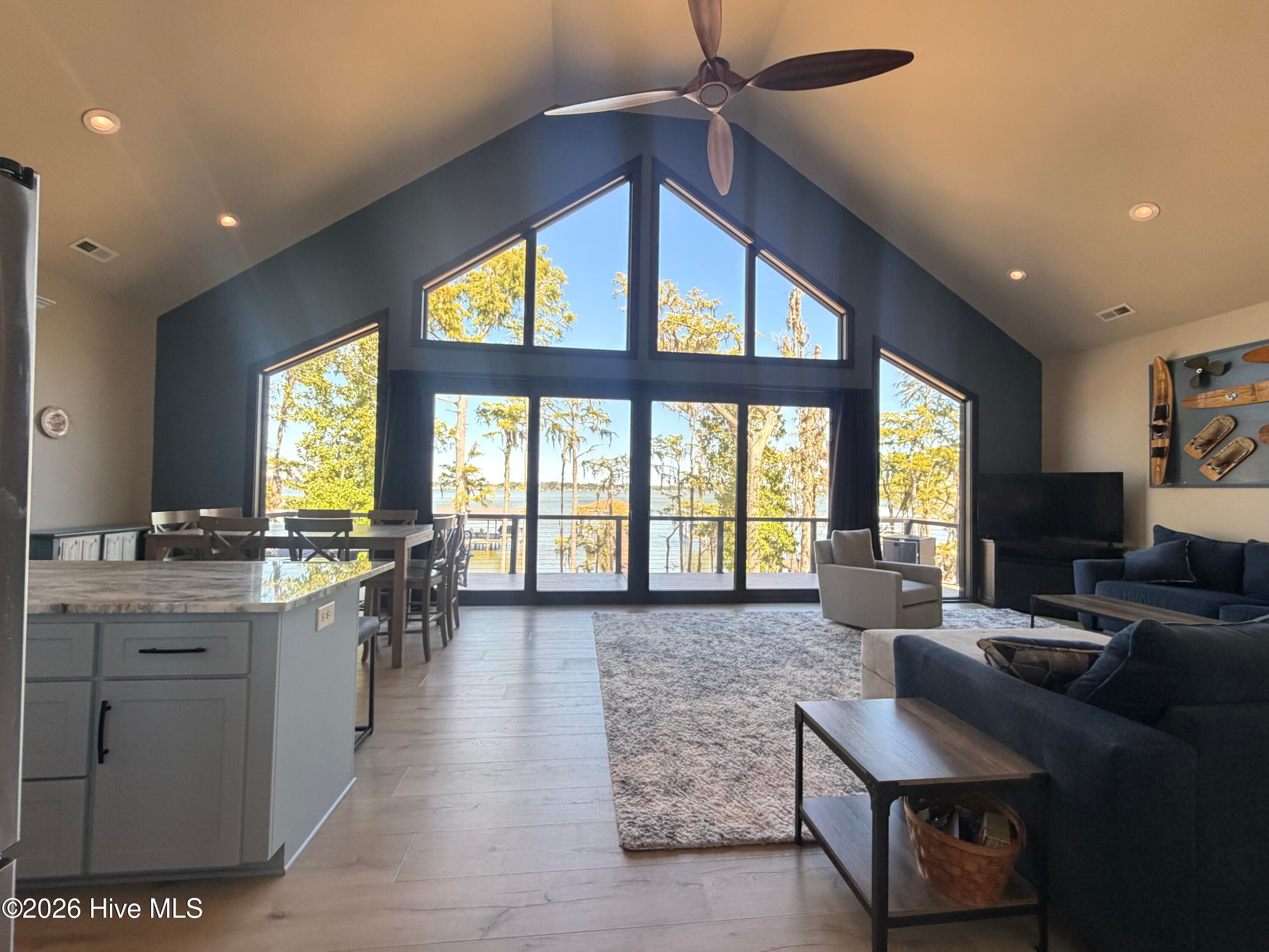 Single Family Residence at 56 Sunrise Cove, Elizabethtown, NC 28337, photo 6 of 27