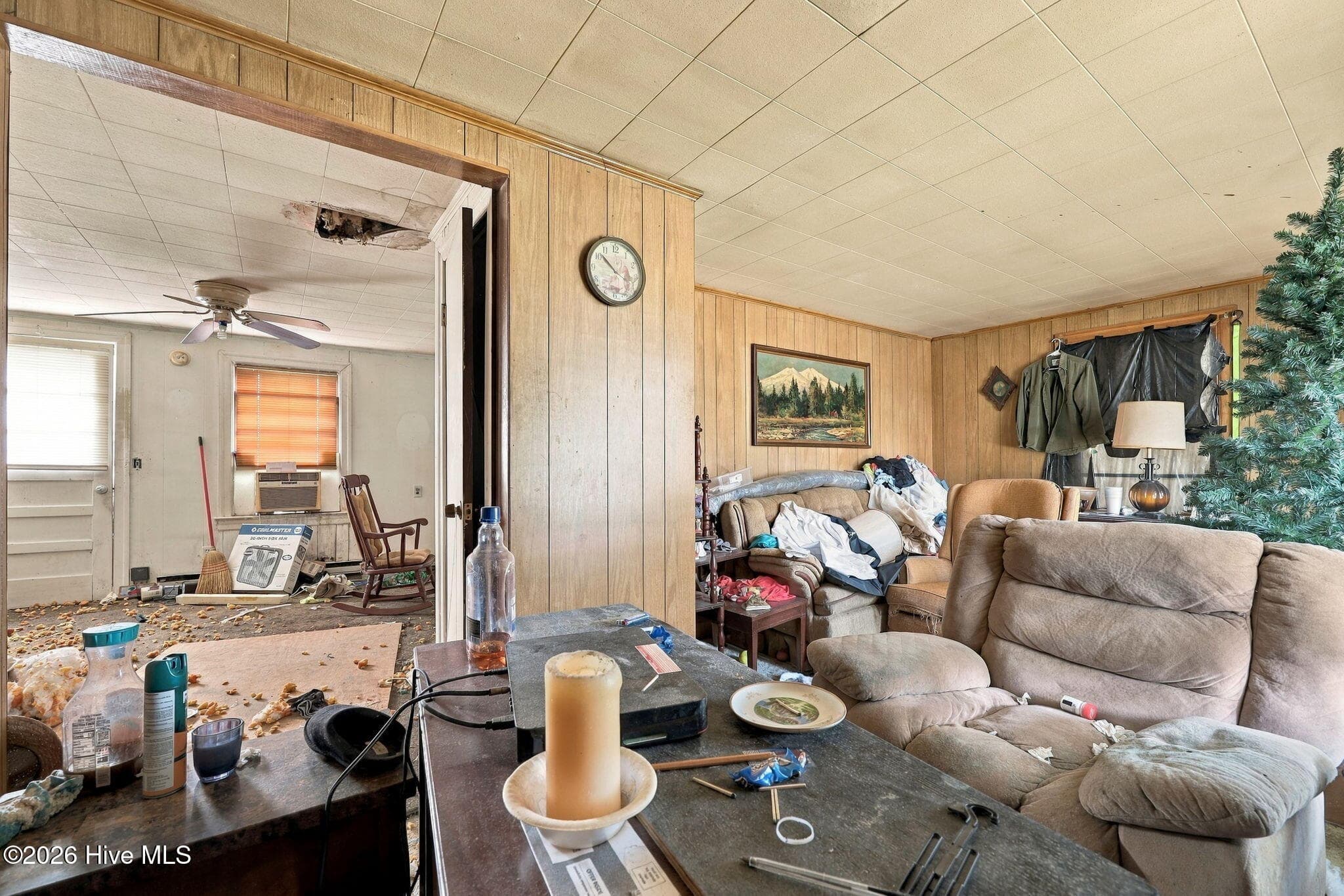 Den - 939 Hexlena Road, Aulander, NC 27805