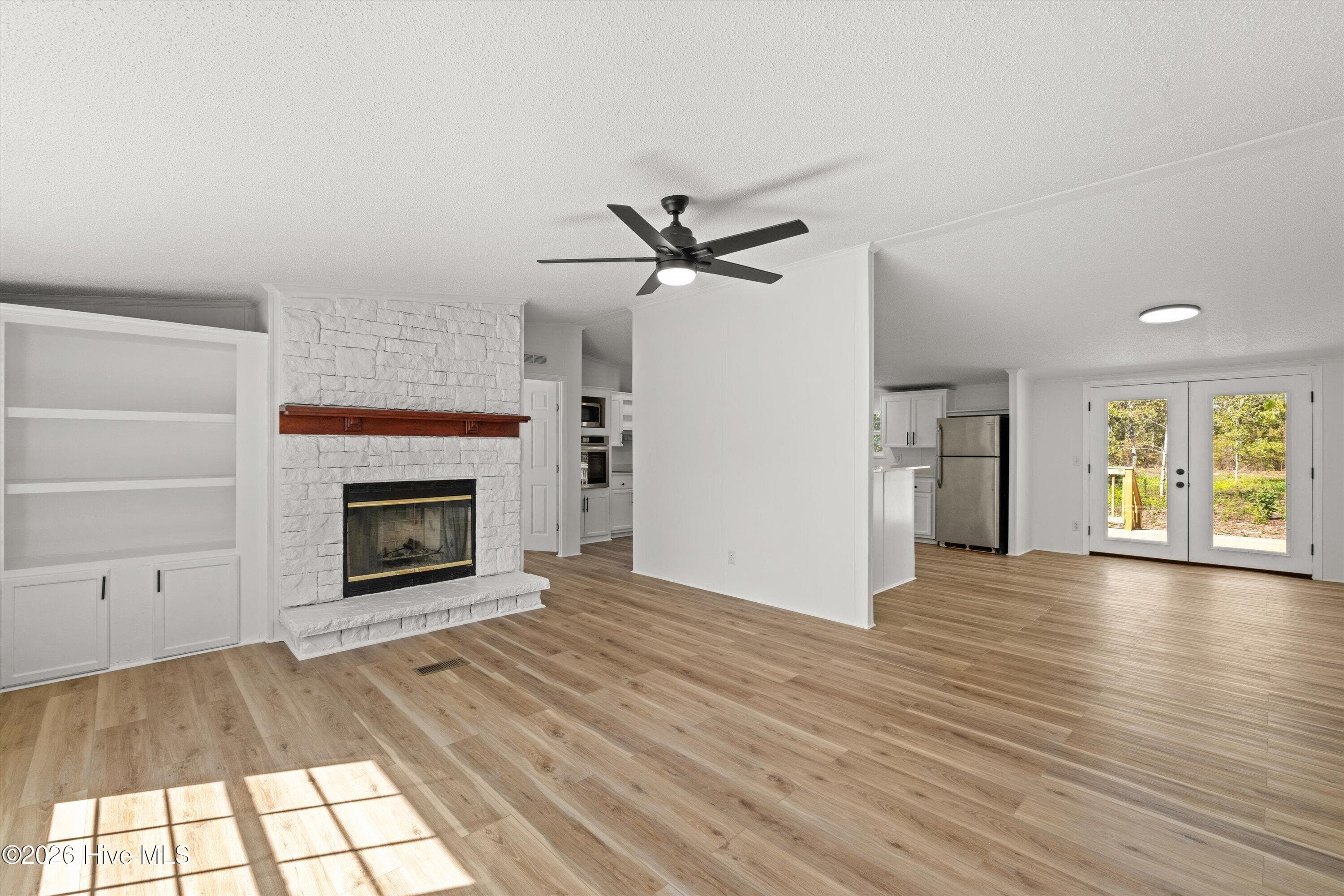 Manufactured Home at 34 Starling Court, Aiken, SC 29805, Aiken, photo 2 of 66