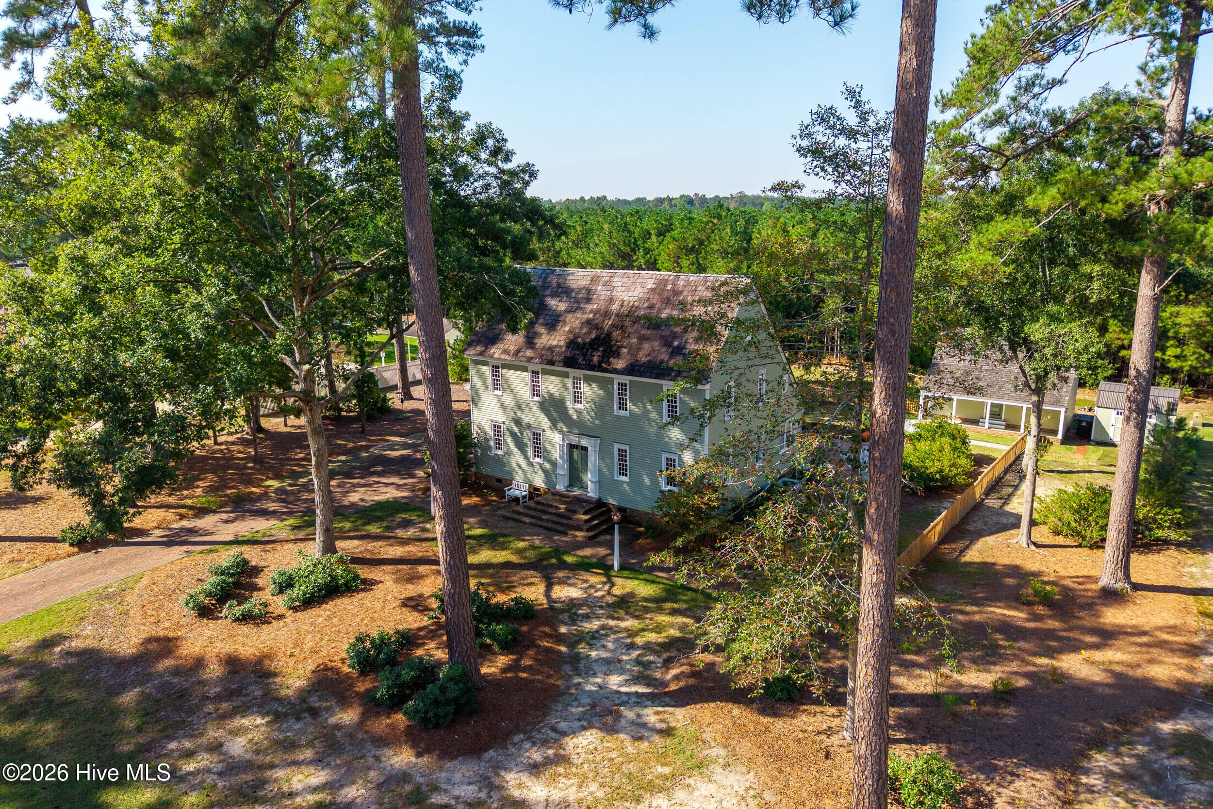 Single Family Residence at 1516 Colony Drive, Tarboro, NC 27886, photo 6 of 49