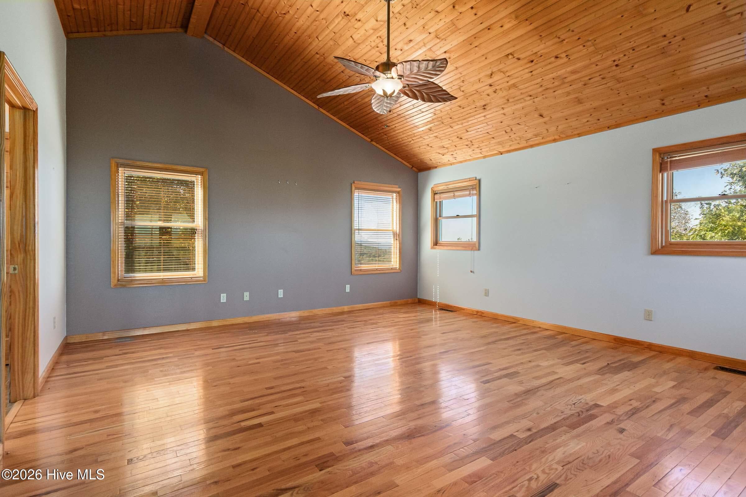 Single Family Residence at 75 Mountain Overlook Drive, Murphy, NC 28906, photo 41 of 80