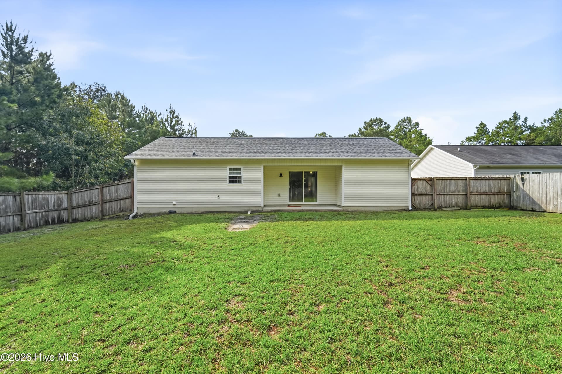 Single Family Residence at 206 Sweet Gum Lane, Richlands, NC 28574, photo 27 of 32