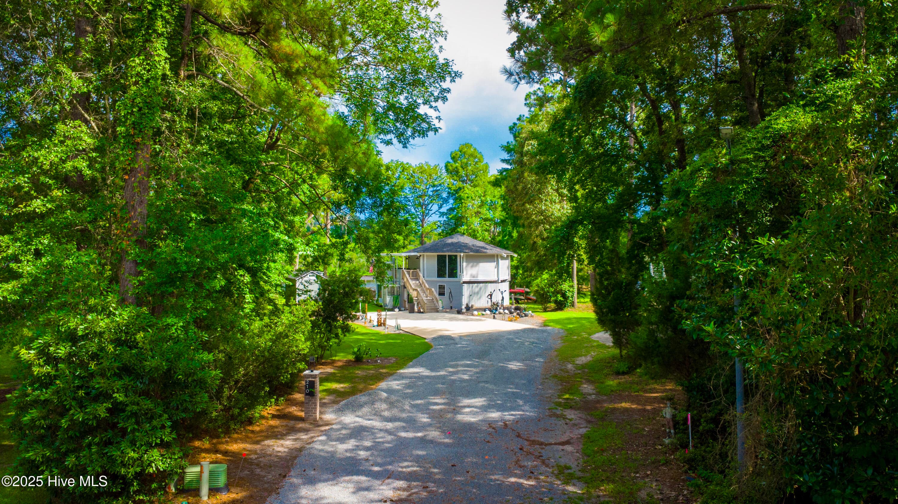Single Family Residence at 210 Gangplank Road, New Bern, NC 28562, photo 53 of 86