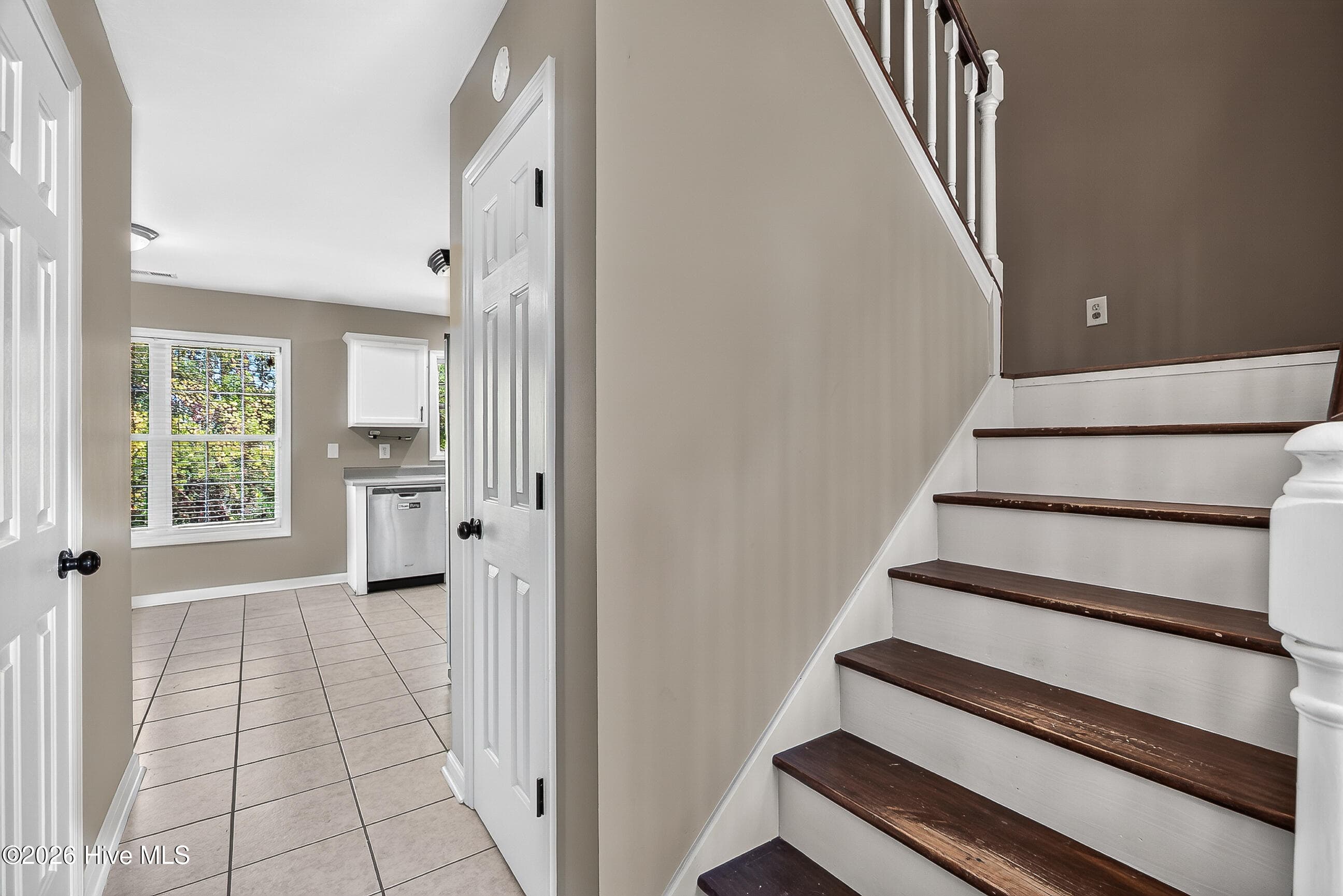 Single Family Residence at 172 E Ridge Court, Jacksonville, NC 28540, photo 24 of 50