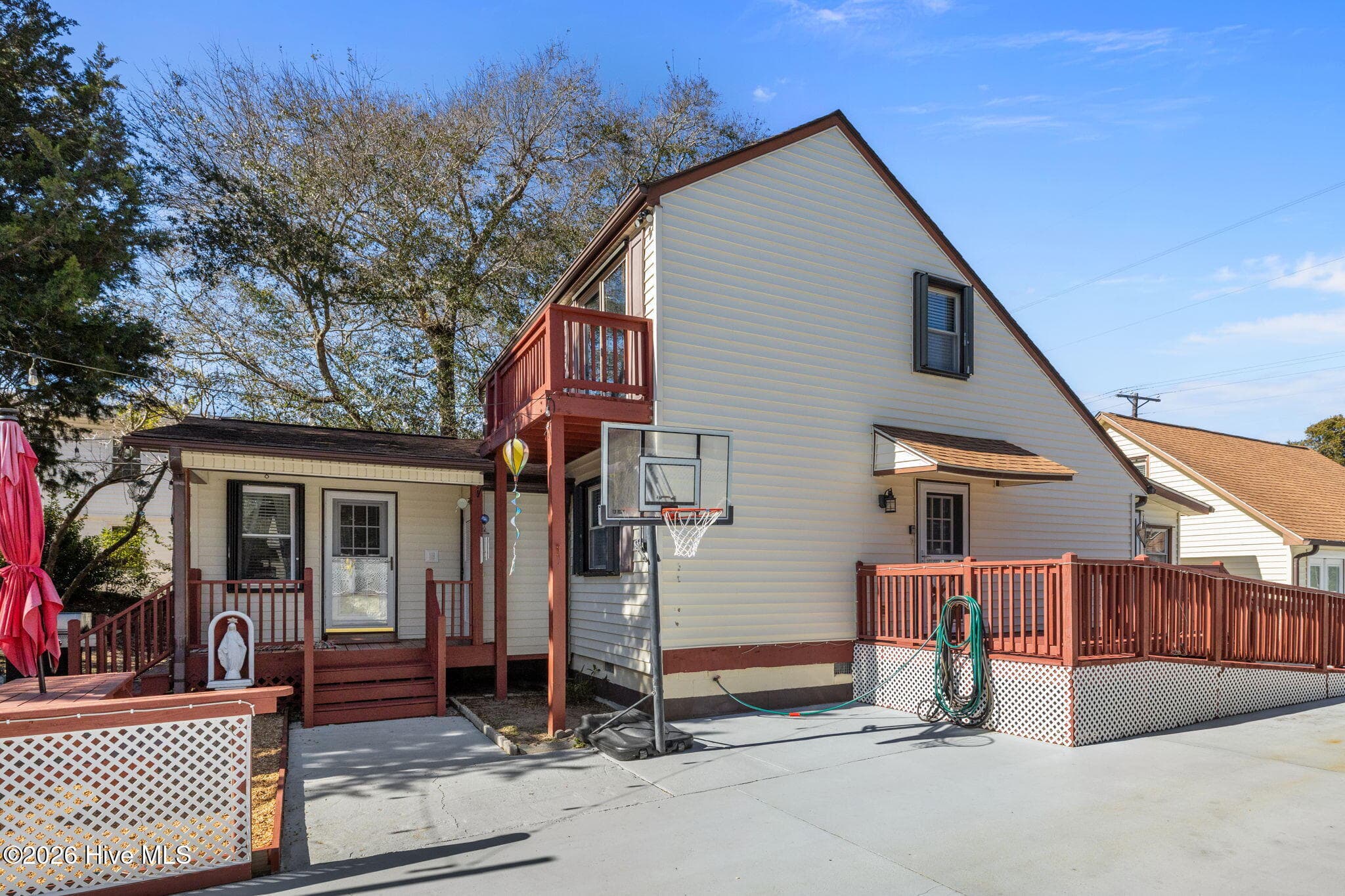 Side View - 131 Purdie Drive, Emerald Isle, NC 28594