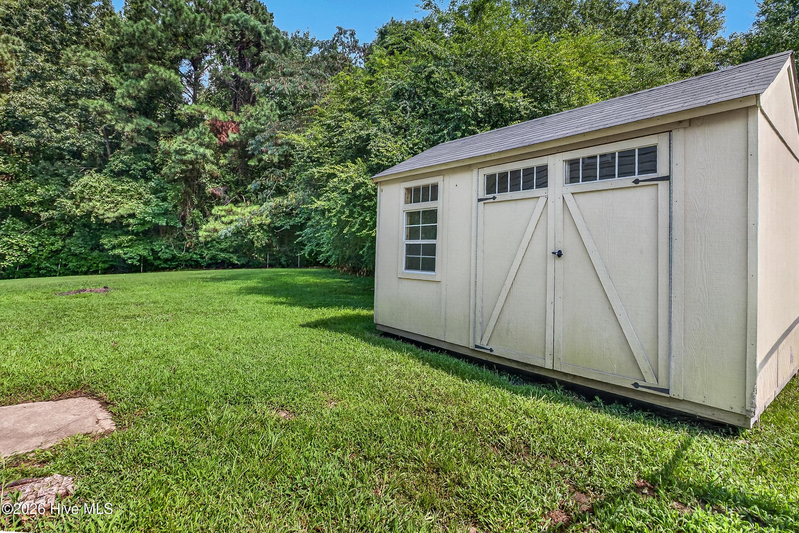 Single Family Residence at 912 Laurel Lane, Jacksonville, NC 28546, photo 26 of 35