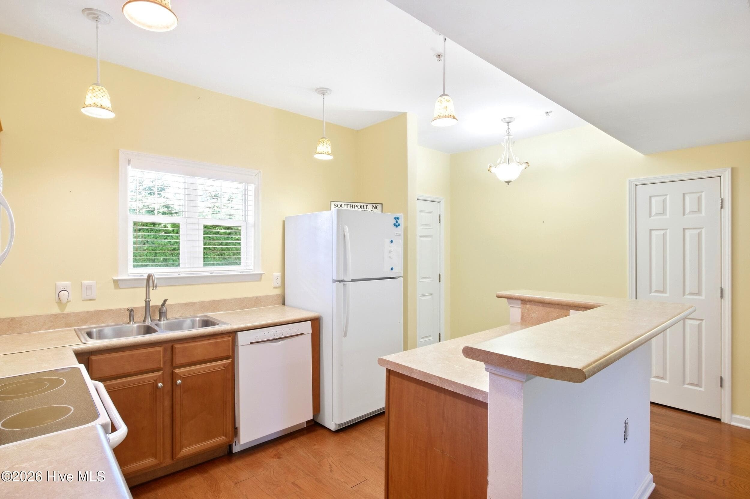 Condominium at 4134 Vanessa Drive SE Unit 4, Southport, NC 28461, photo 12 of 57