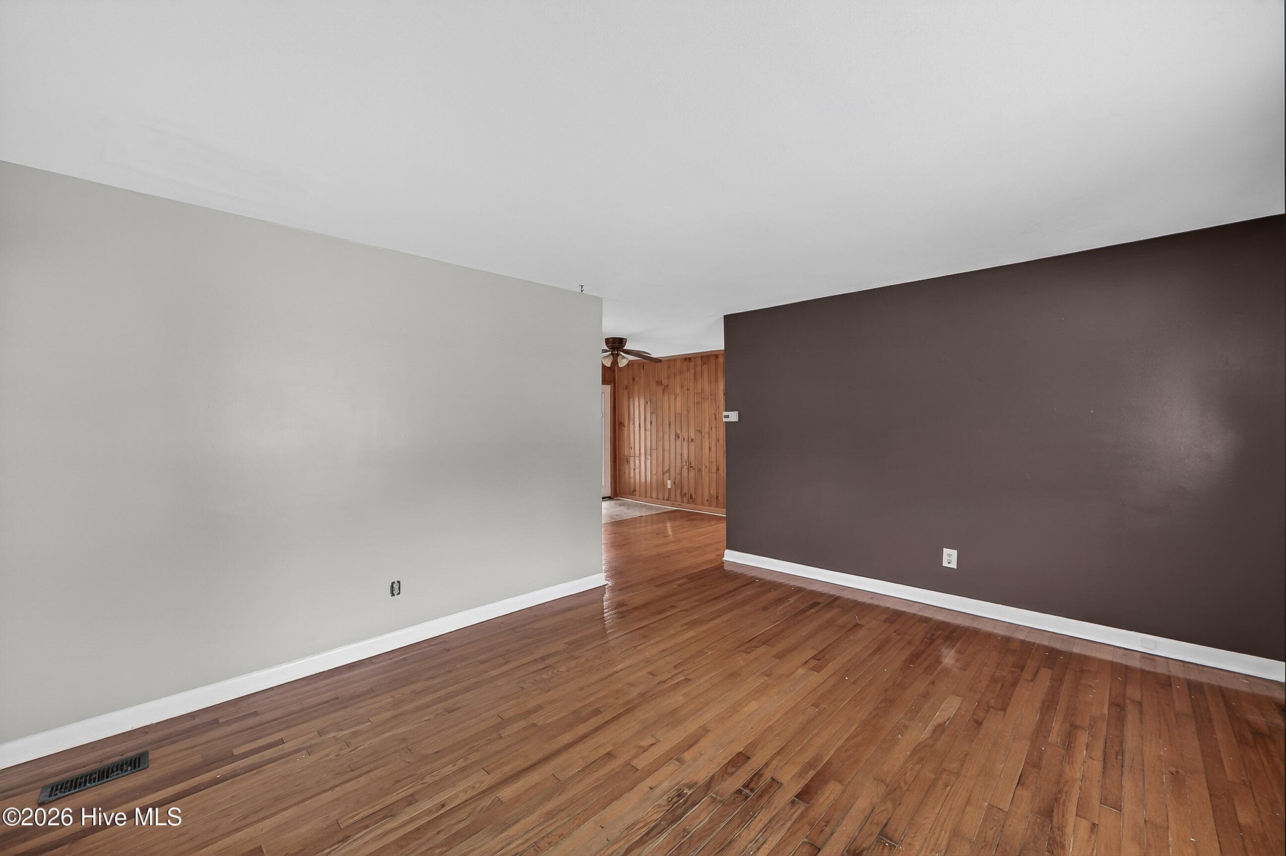 Single Family Residence at 12 Barksdale Drive, Jacksonville, NC 28540, photo 4 of 26