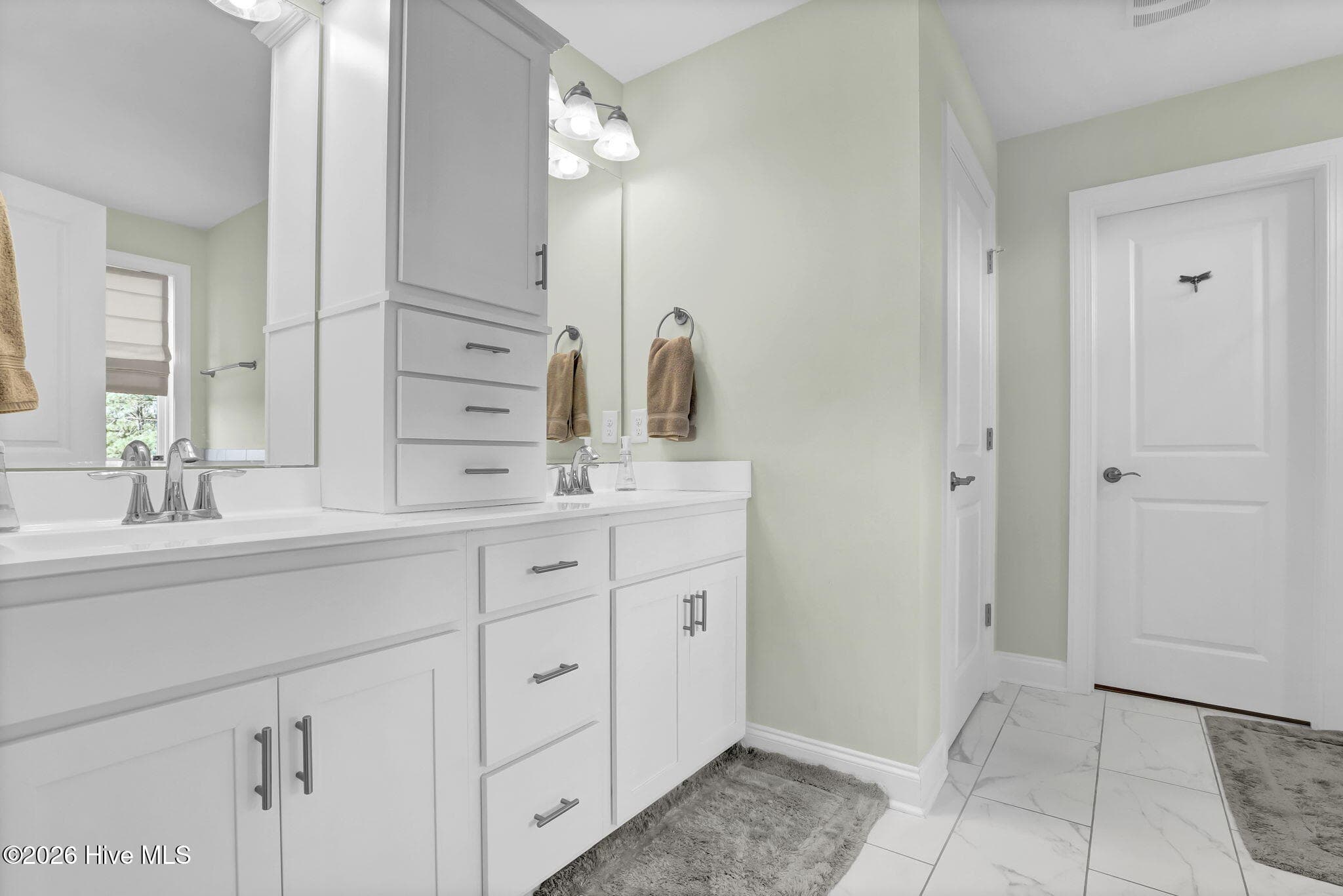 Single Family Residence at 235 Topsail Watch Drive, Hampstead, NC 28443, photo 27 of 58
