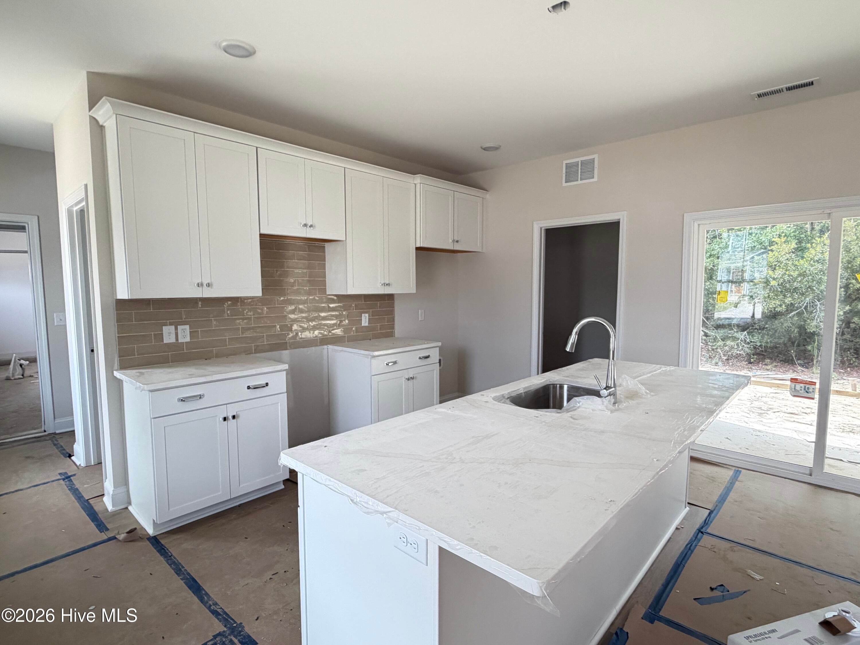 Single Family Residence at 176 S Bandwheel Way, Hampstead, NC 28443, photo 4 of 25