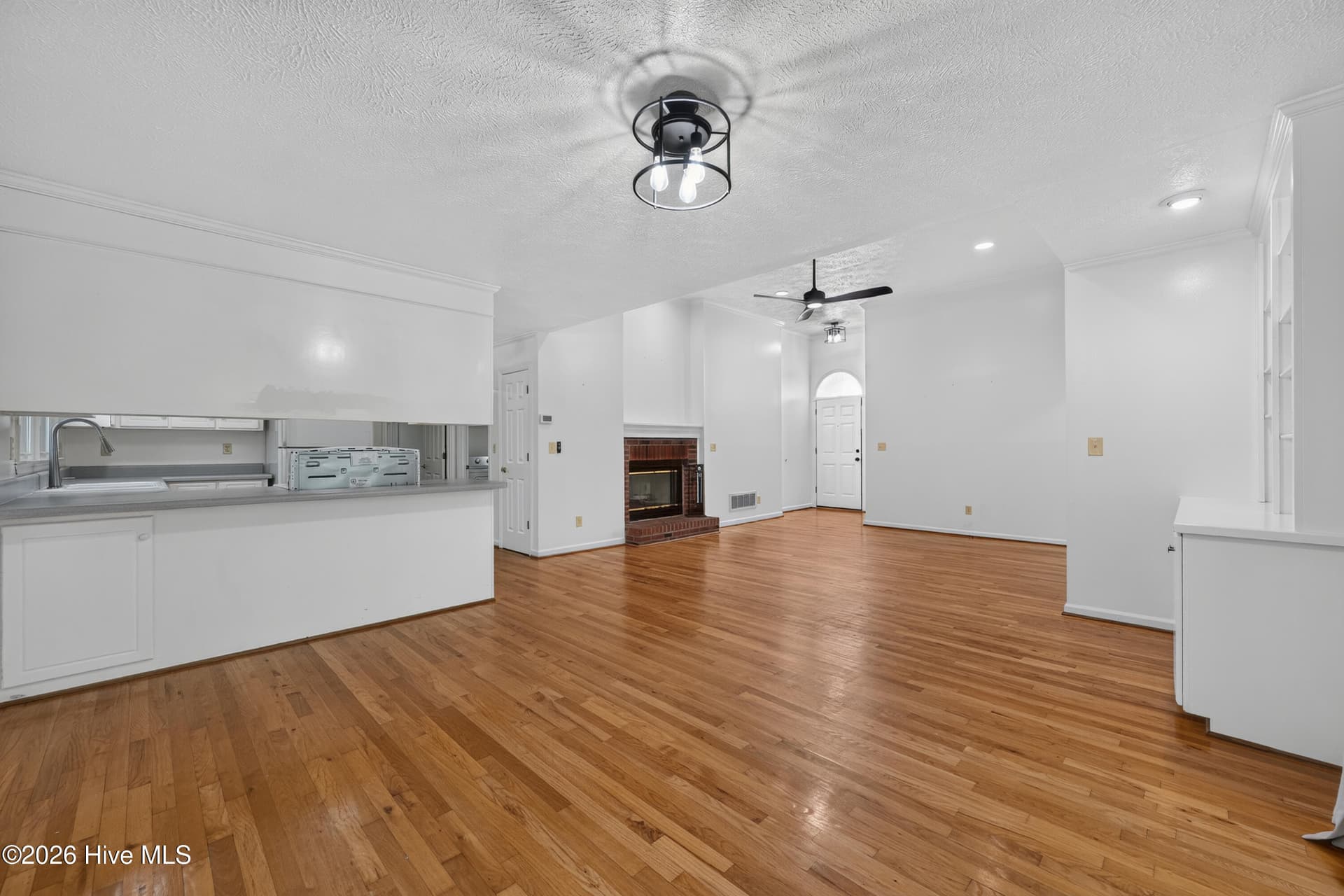 Single Family Residence at 204 Buck Point Court, Aiken, SC 29803, photo 13 of 36