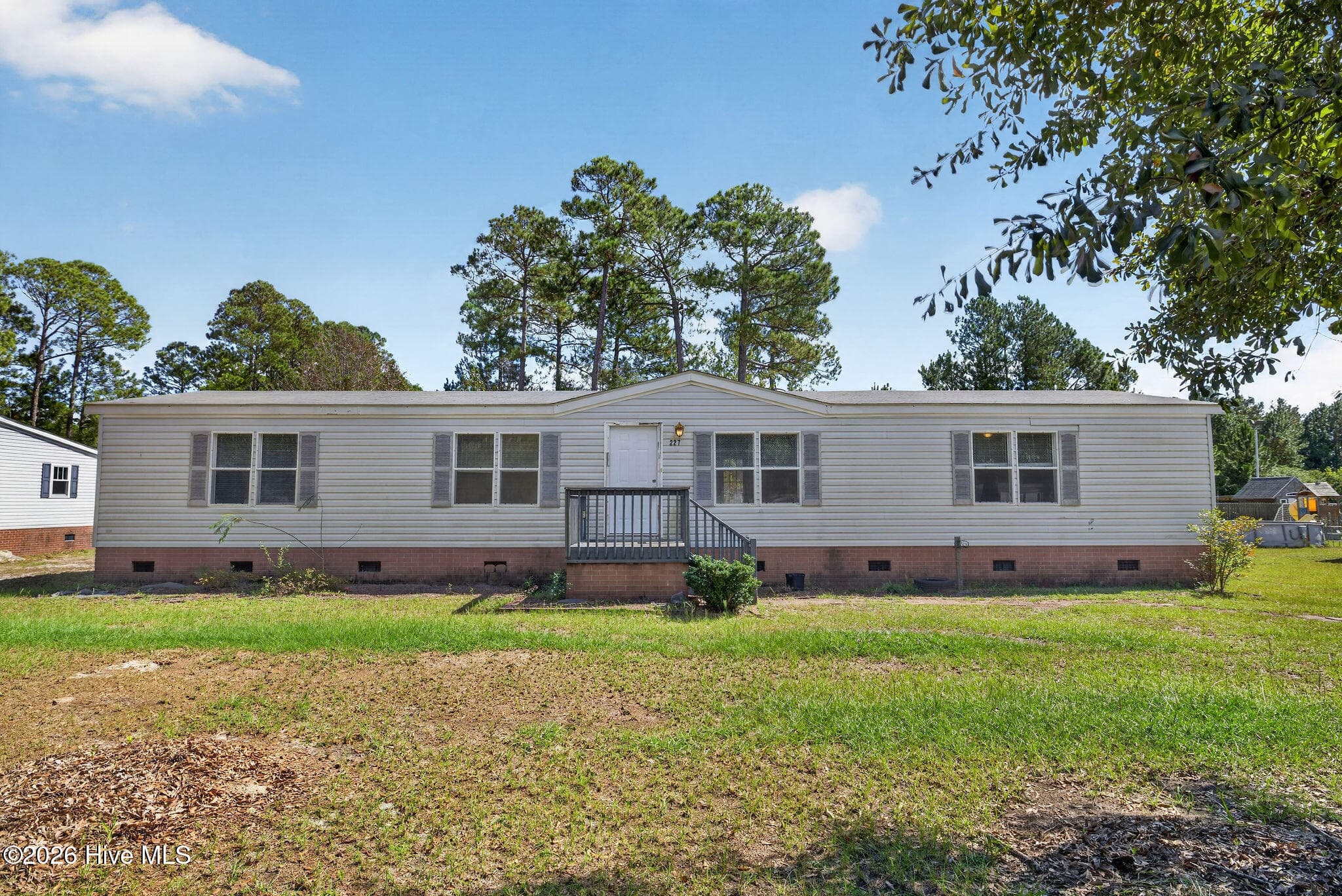 227 Hearthside Drive, Rocky Point, NC 28457