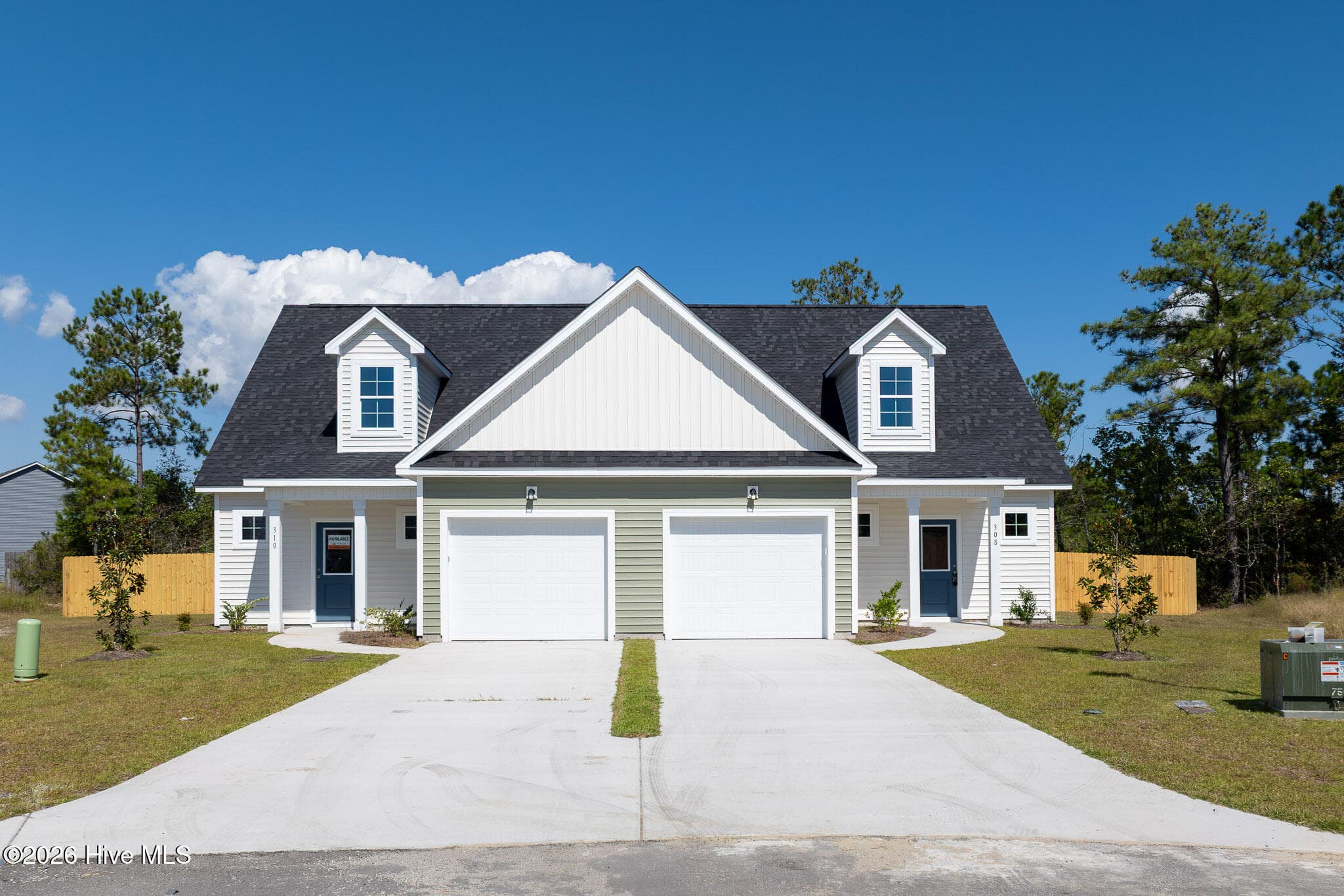305 Coastal Reef Court, Holly Ridge, NC 28445