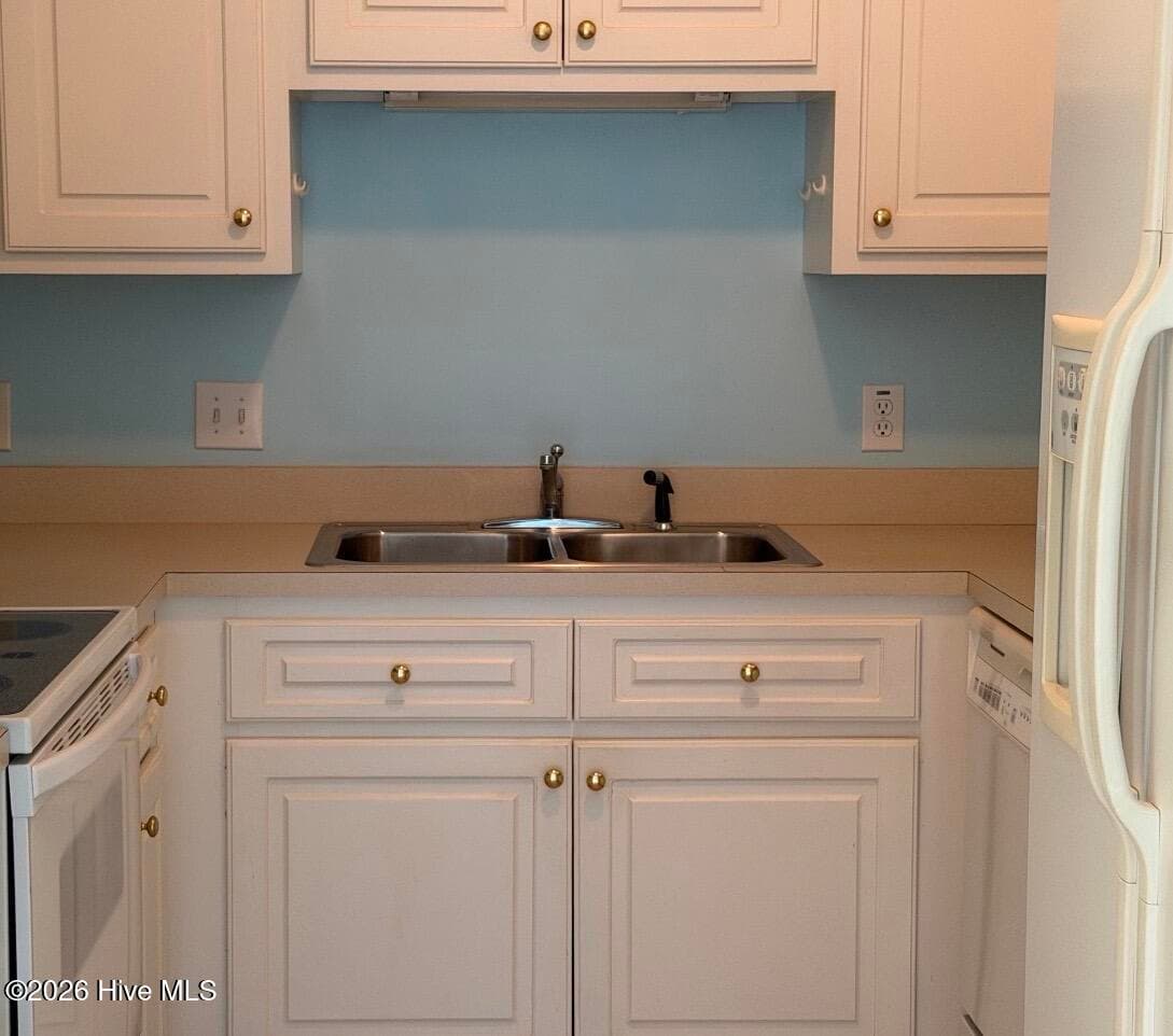 2059 Briarwood Drive, Kinston, NC 28501