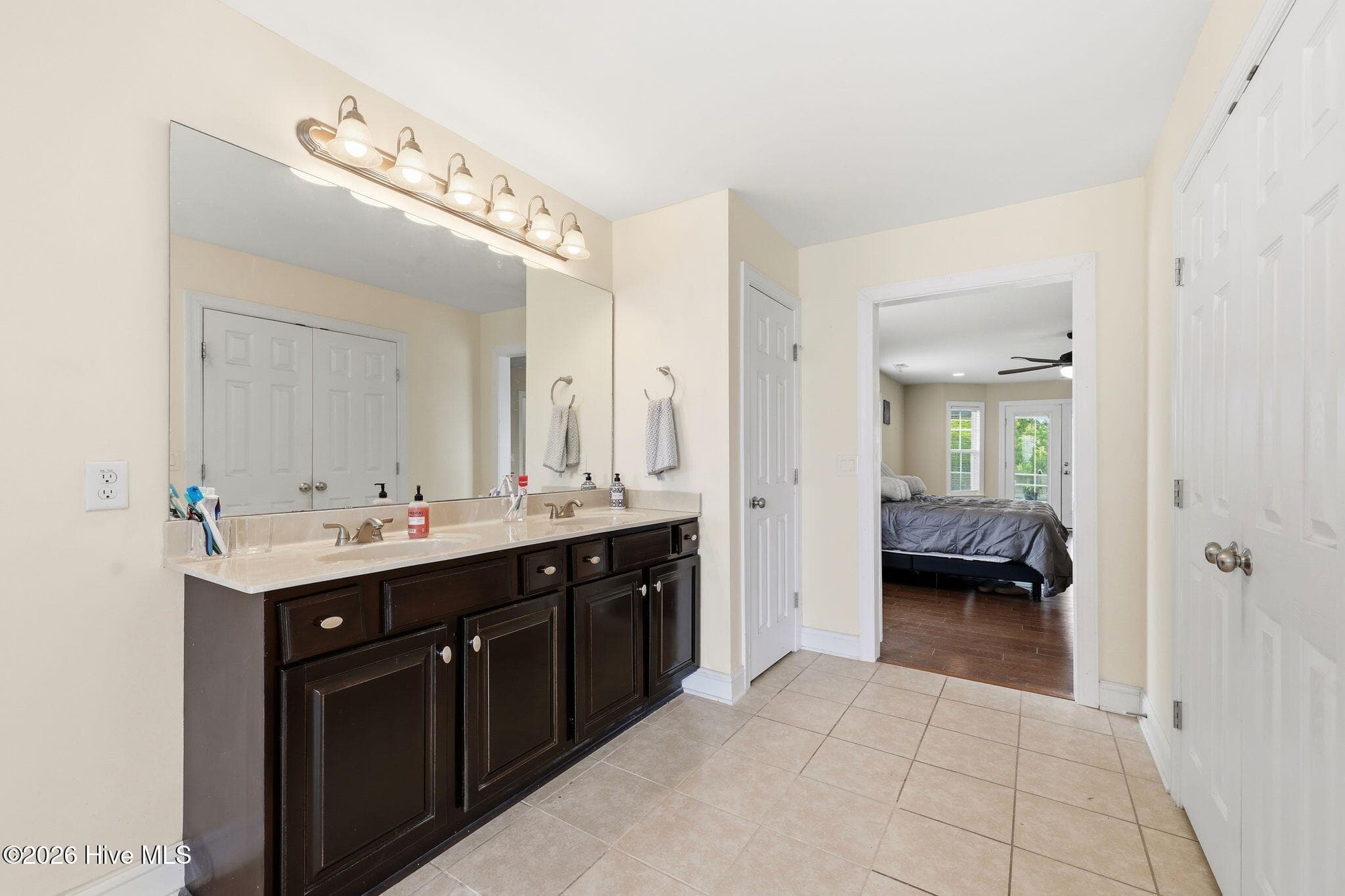 Single Family Residence at 803 Canvas Court, Swansboro, NC 28584, photo 50 of 102