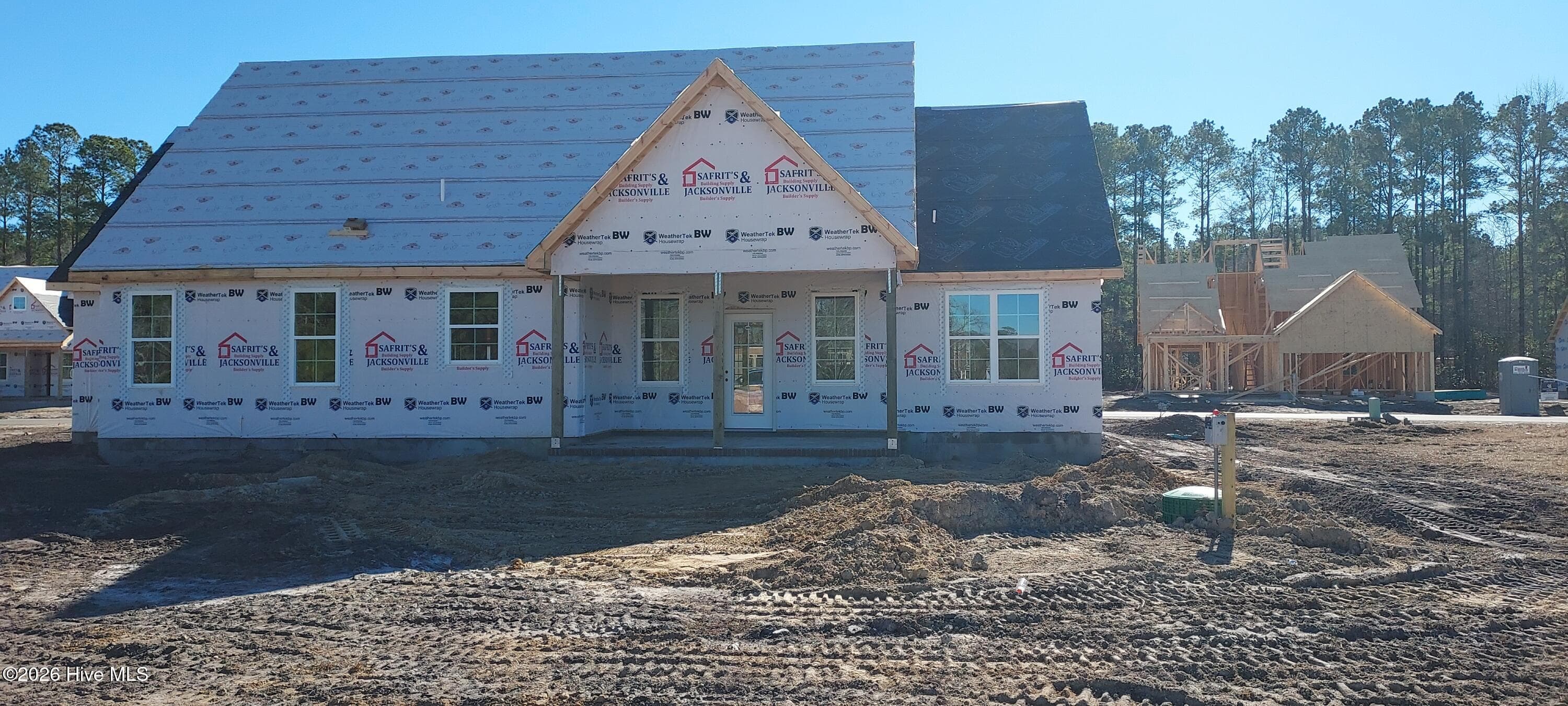 Single Family Residence at 113 Rolling Water Lane, Swansboro, NC 28584, photo 7 of 19