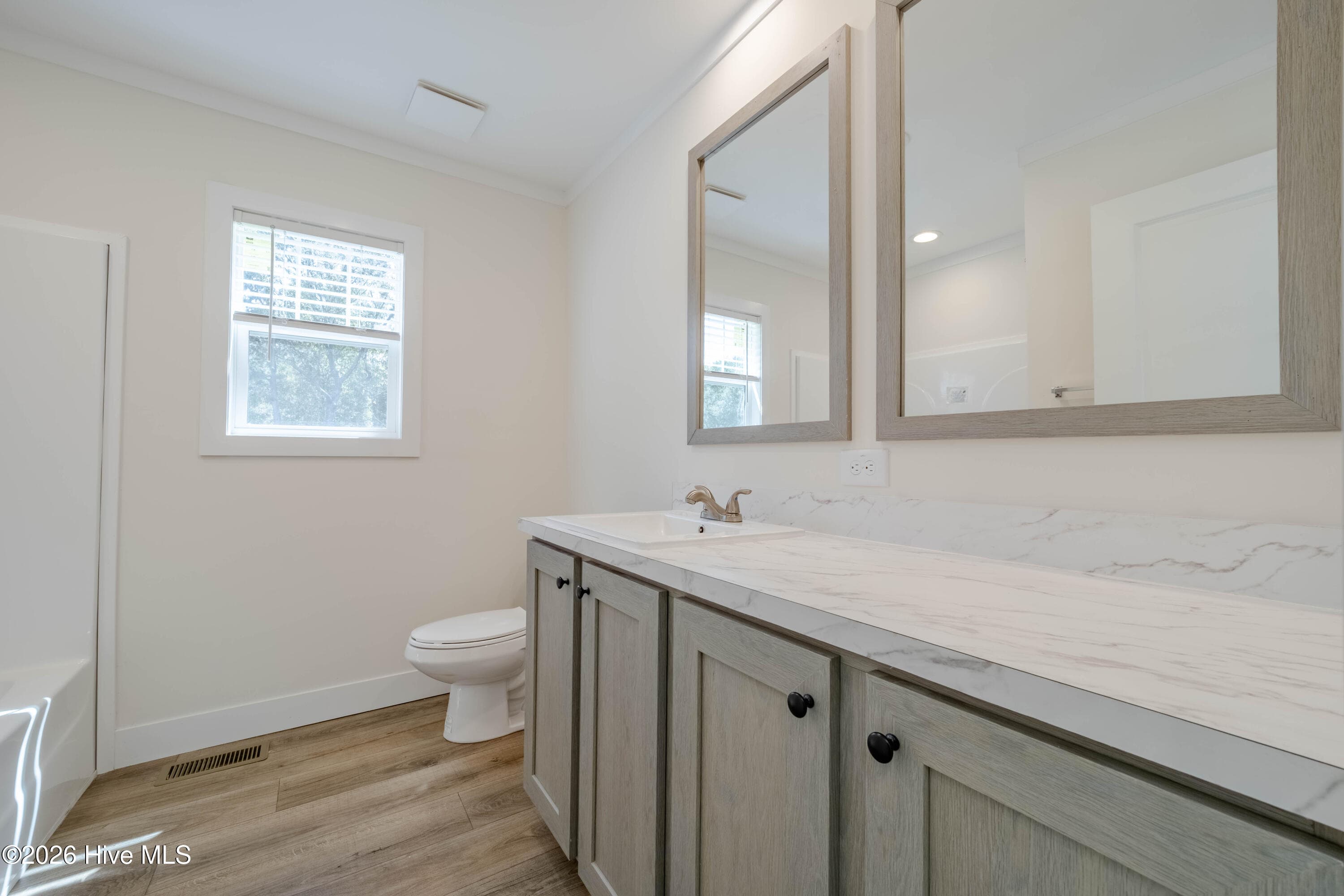 Guest Bathroom - 120 Edgewater Lane, Richlands, NC 28574