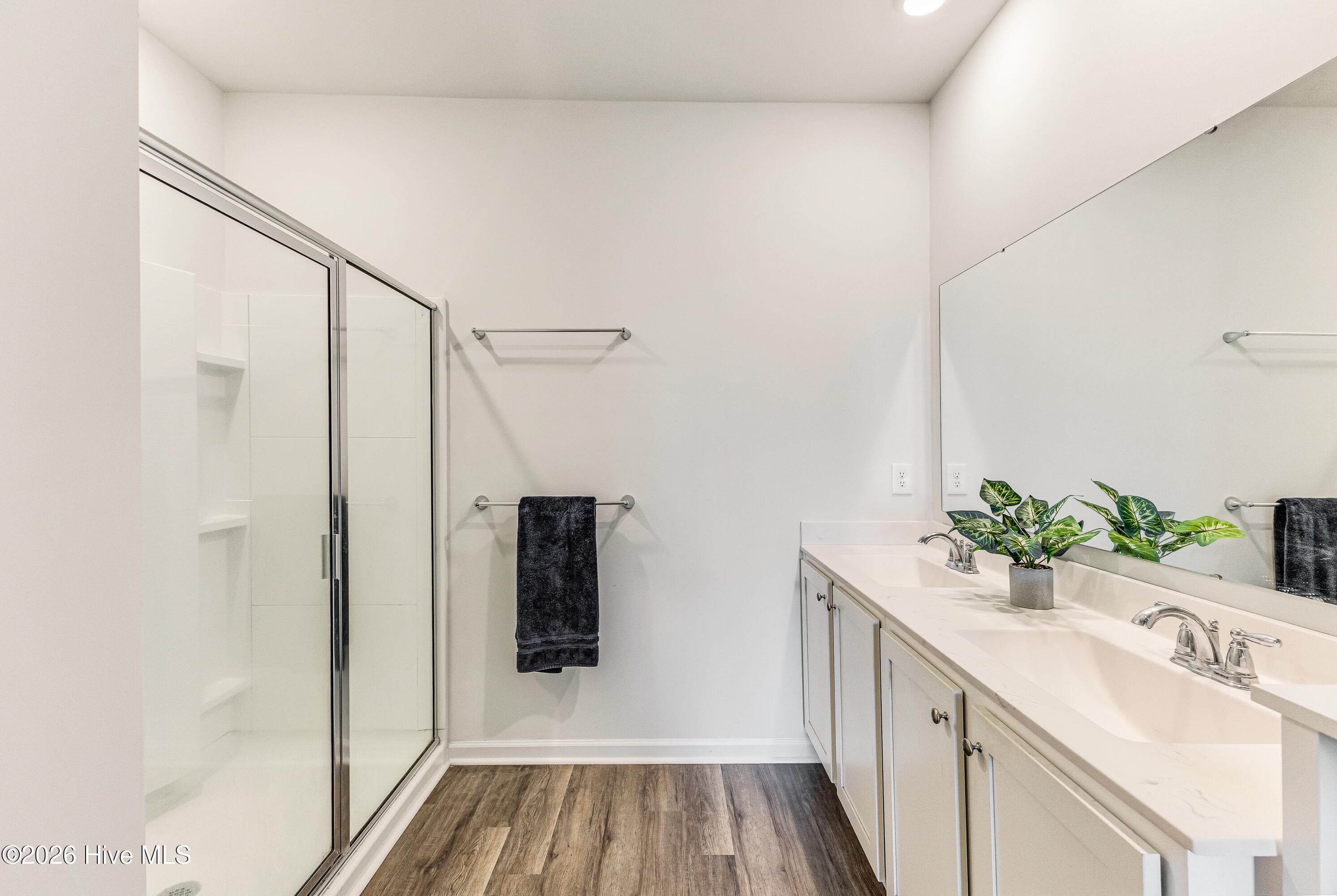 owners bath - 1038 Burled Oak Ridge Loop SE, Bolivia, NC 28422