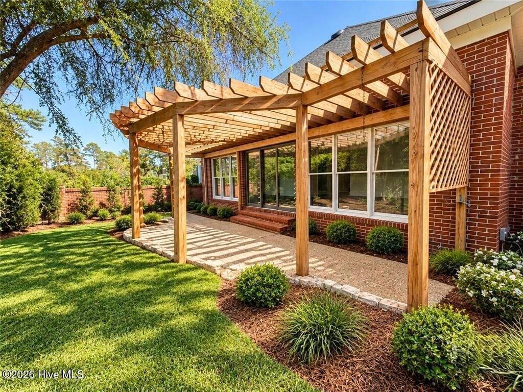 Single Family Residence at 6 Conifer Square, Augusta, GA 30909, photo 11 of 101