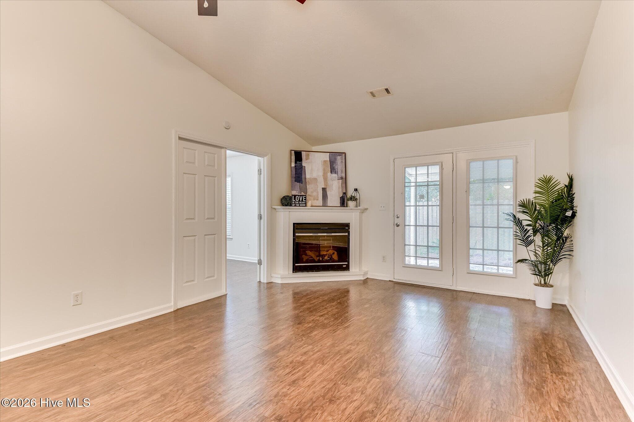 Townhouse at 8041 Reagan Circle, Augusta, GA 30909, photo 9 of 40