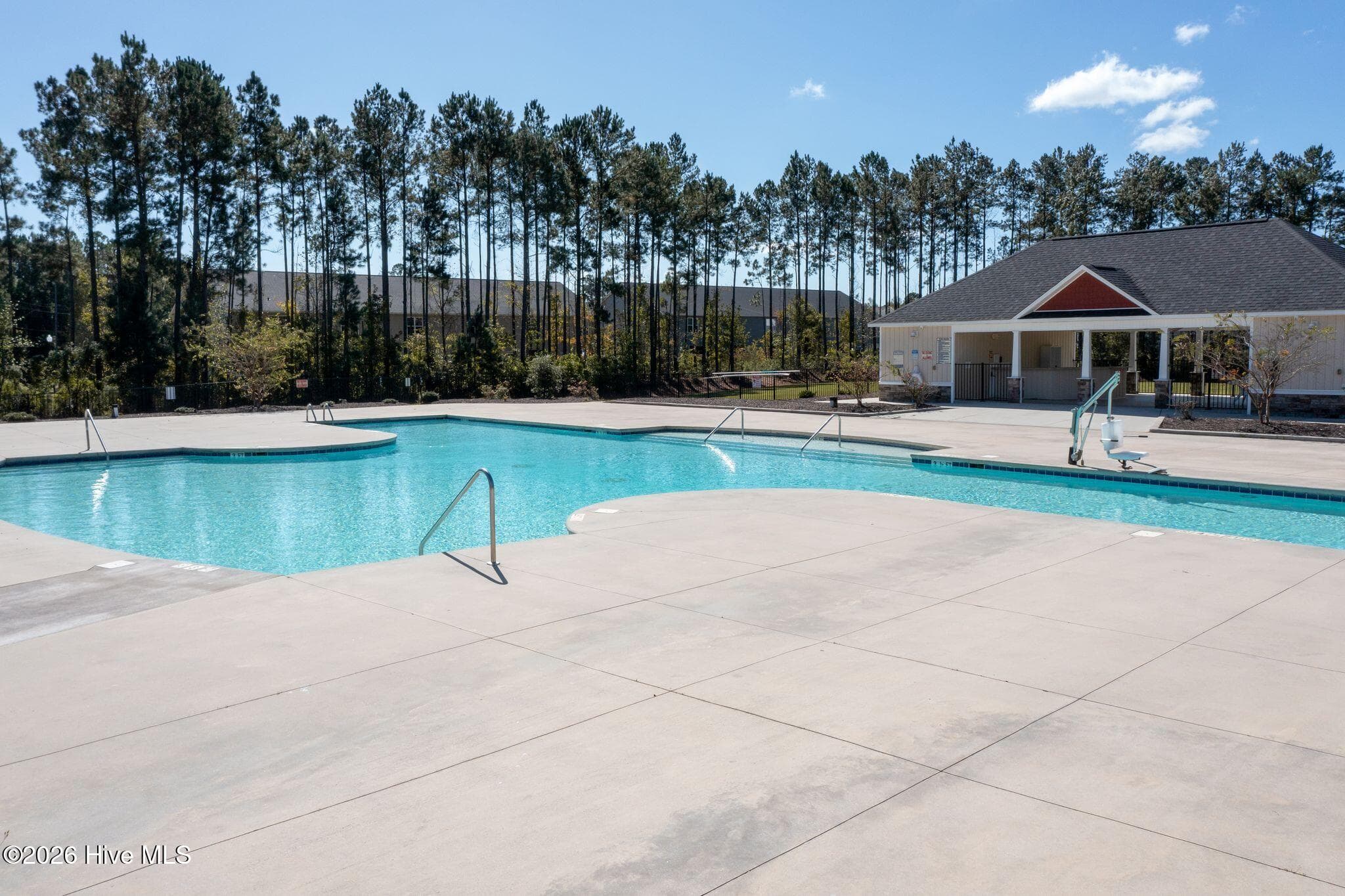 Single Family Residence at 725 Regiment Road, Jacksonville, NC 28546, photo 40 of 41