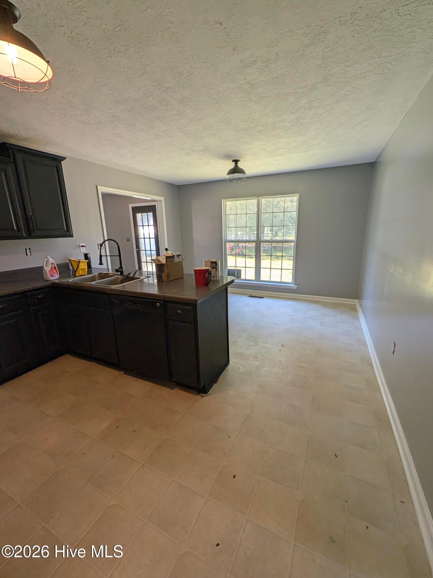 Eat in Kitchen - 423 Weeks Street, Wadley, GA 30477